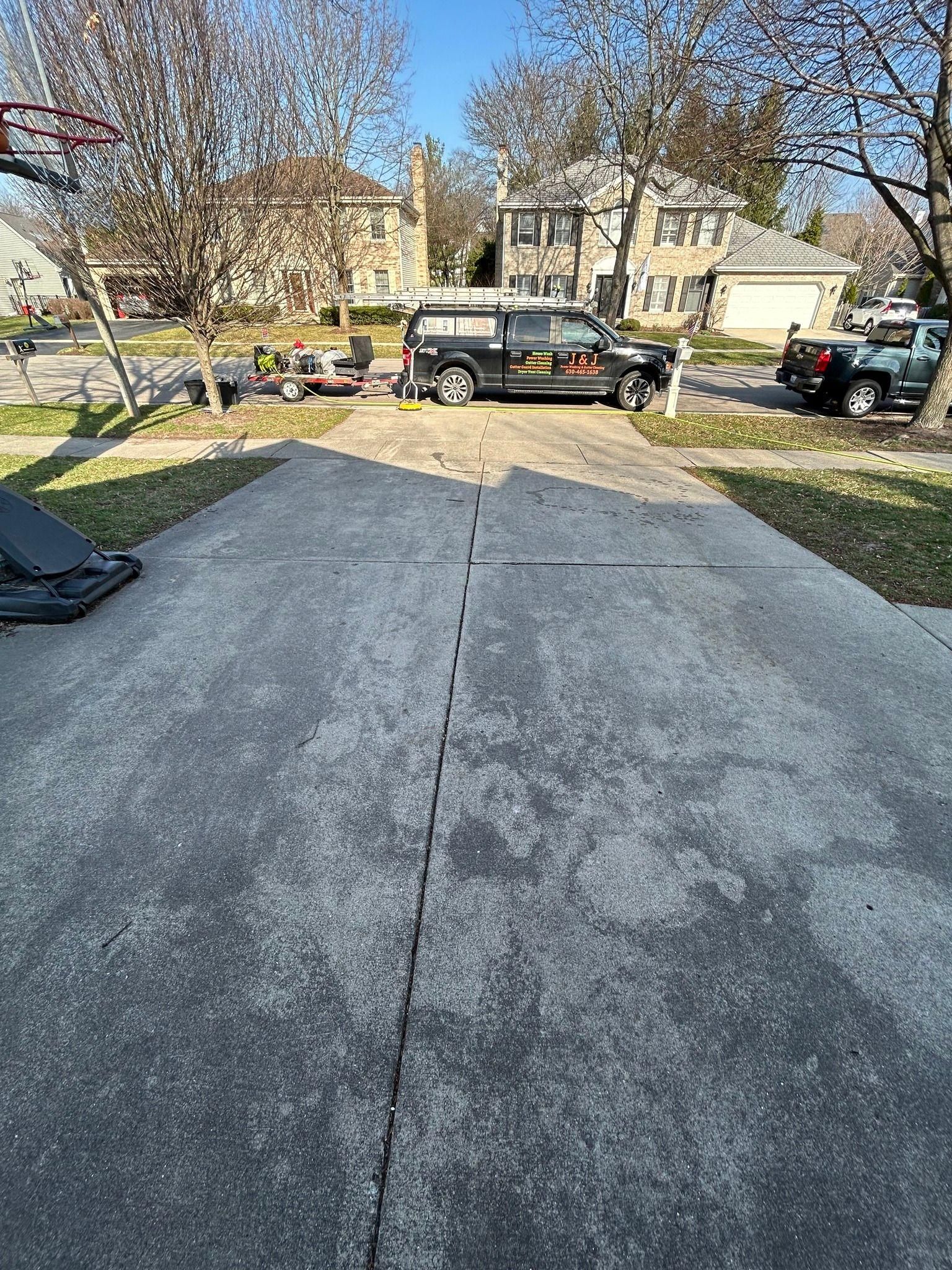 Home Softwash for J&J Power Washing and Gutter Cleaning in Sycamore, IL