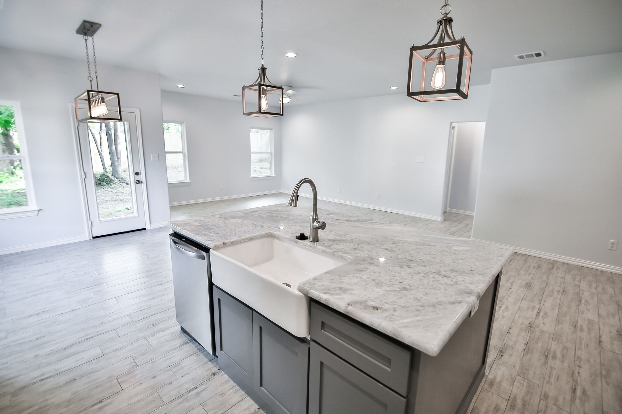 All Photos for Cincero Investment Properties in Cedar Hill, TX