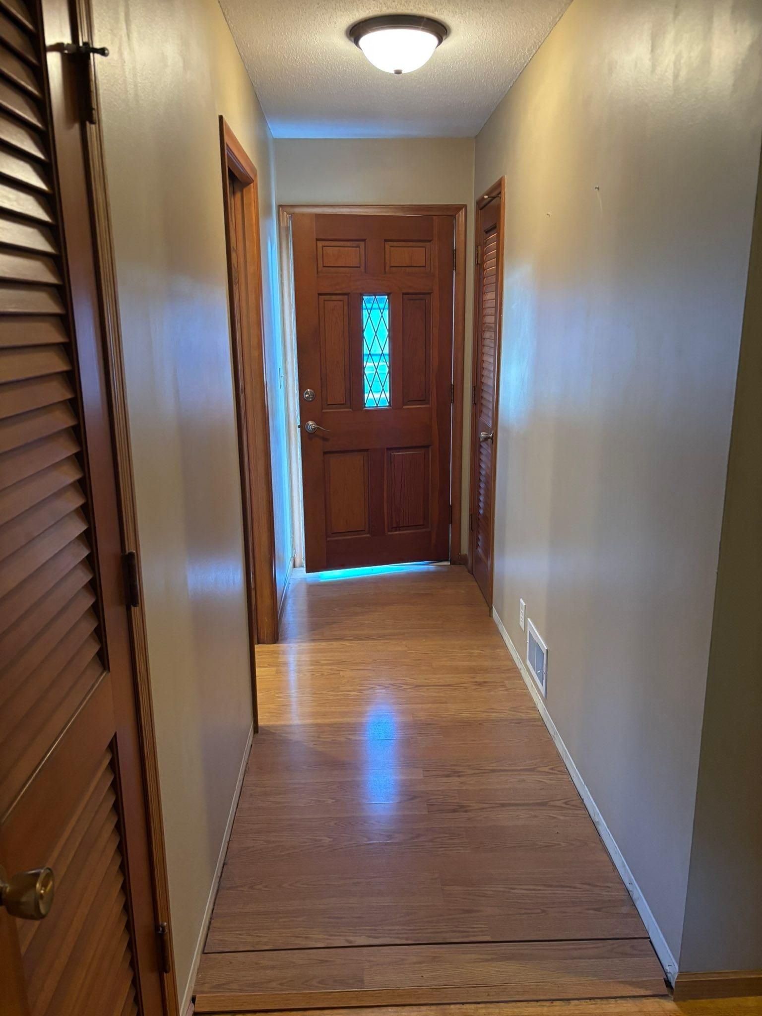  for Premier Services in New London, MN