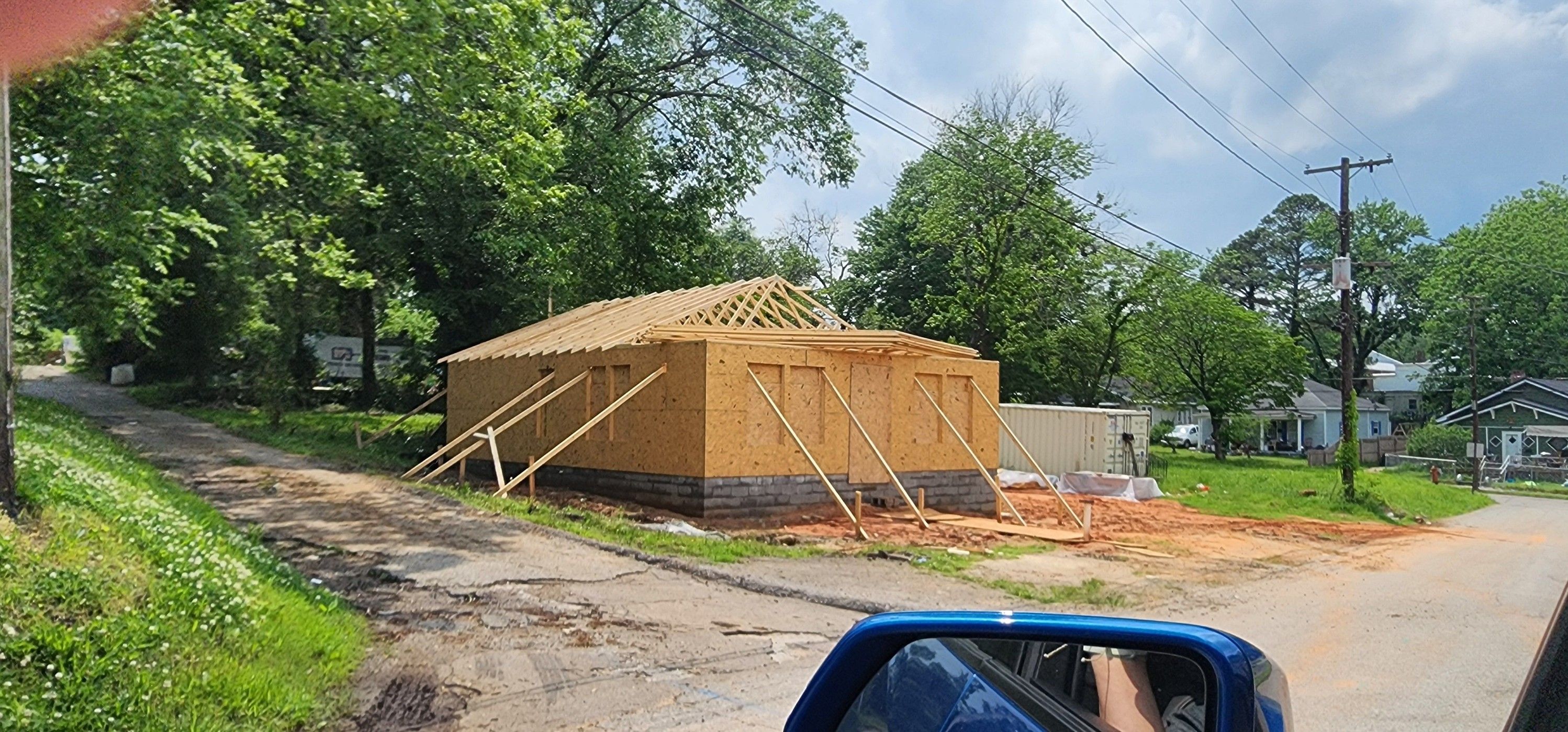  for IVY Contracting in Buena Vista, TN