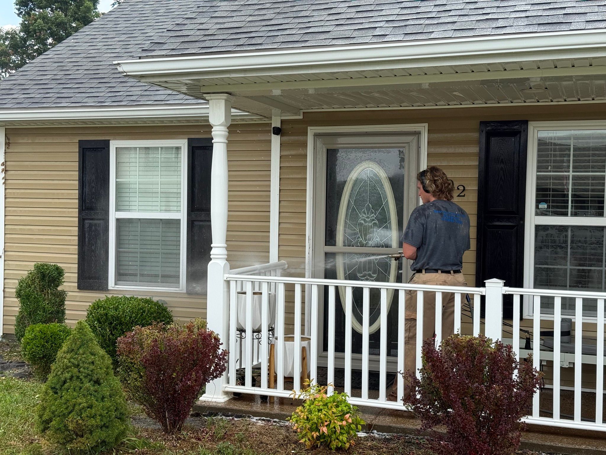  for Bluegrass Brothers Exterior Services LLC in Elizabethtown, KY