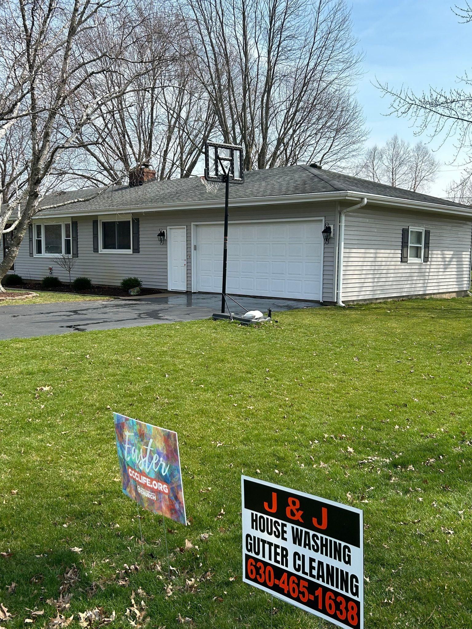 Home Softwash for J&J Power Washing and Gutter Cleaning in Sycamore, IL