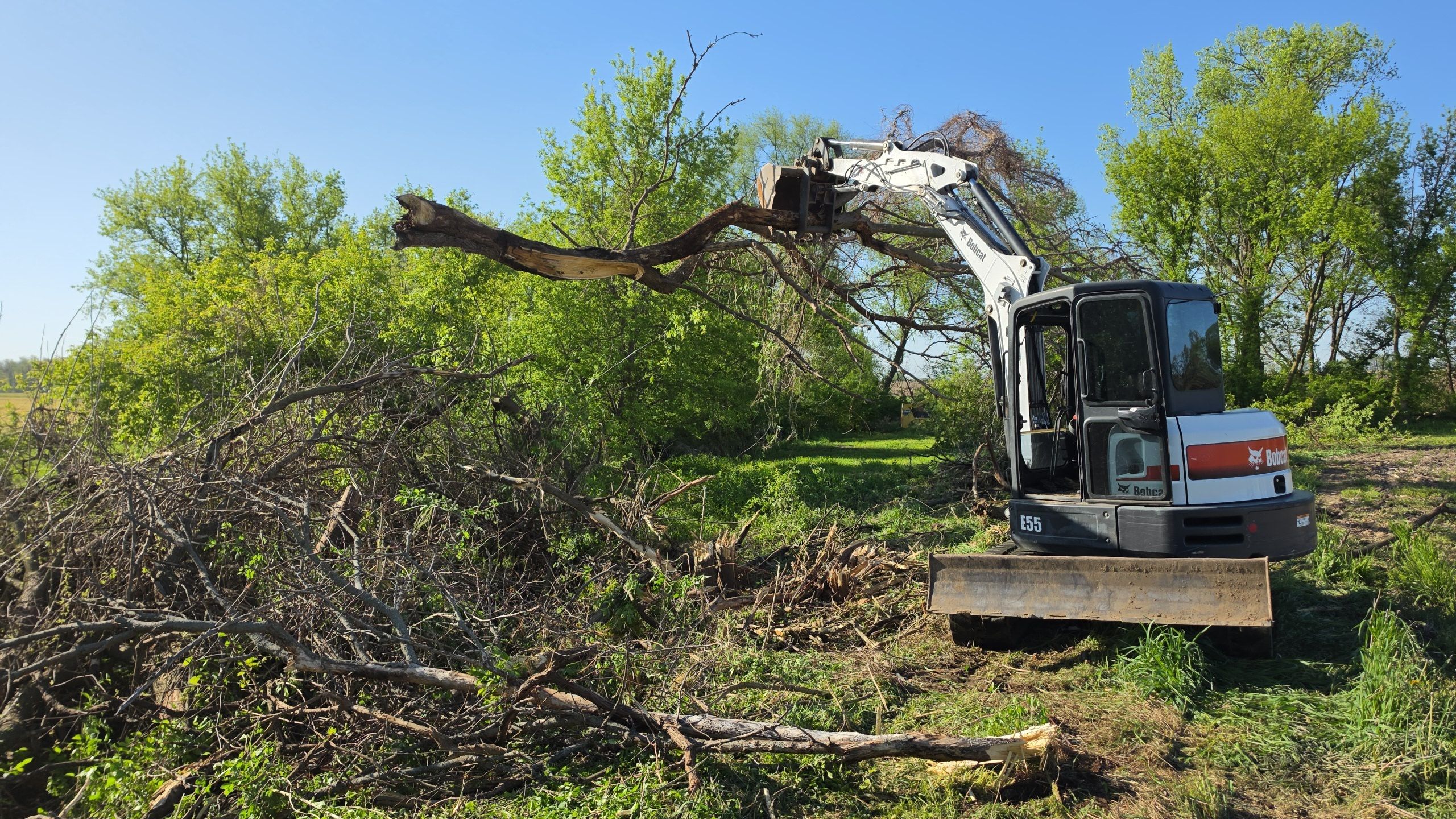  for Willing Trucking & Excavating in Evansville, WI