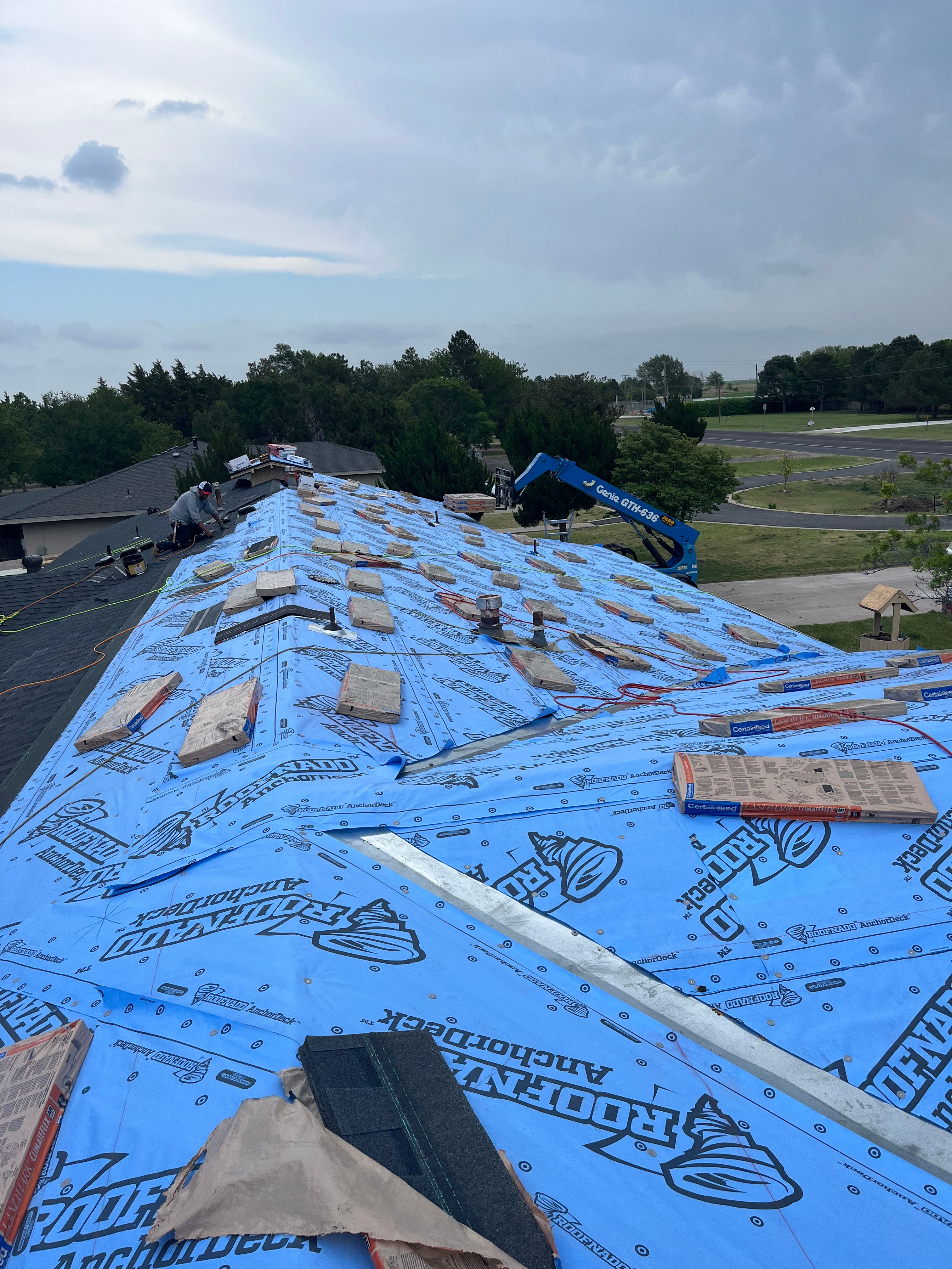 Roofing for Trejo Roofing & Construction in Perryton, TX