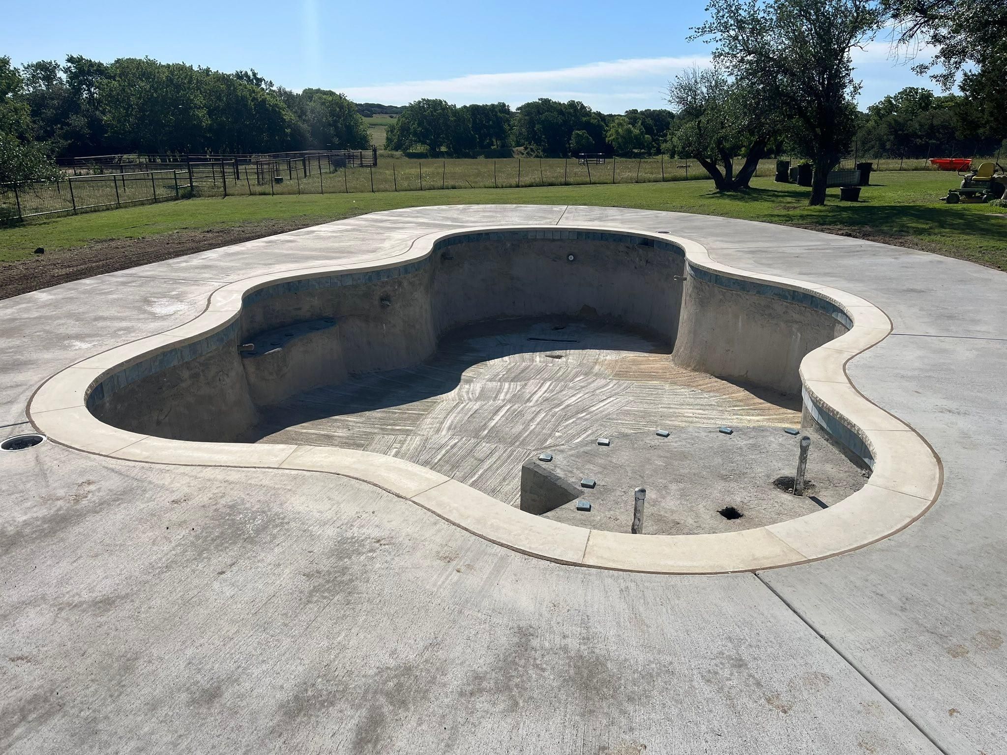  for JP Pools in Gatesville, TX