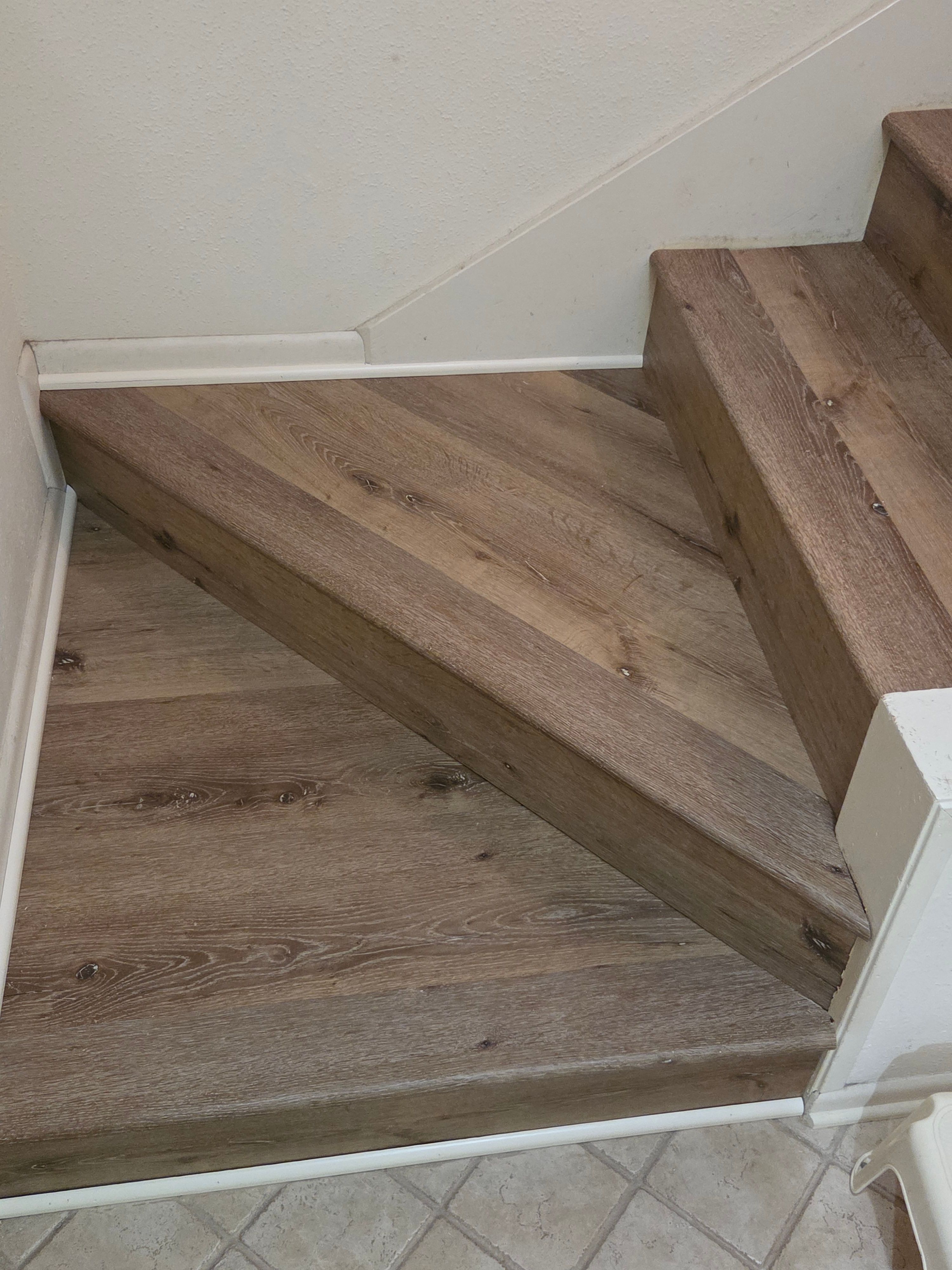  for D&J Custom Floors in Nederland, TX
