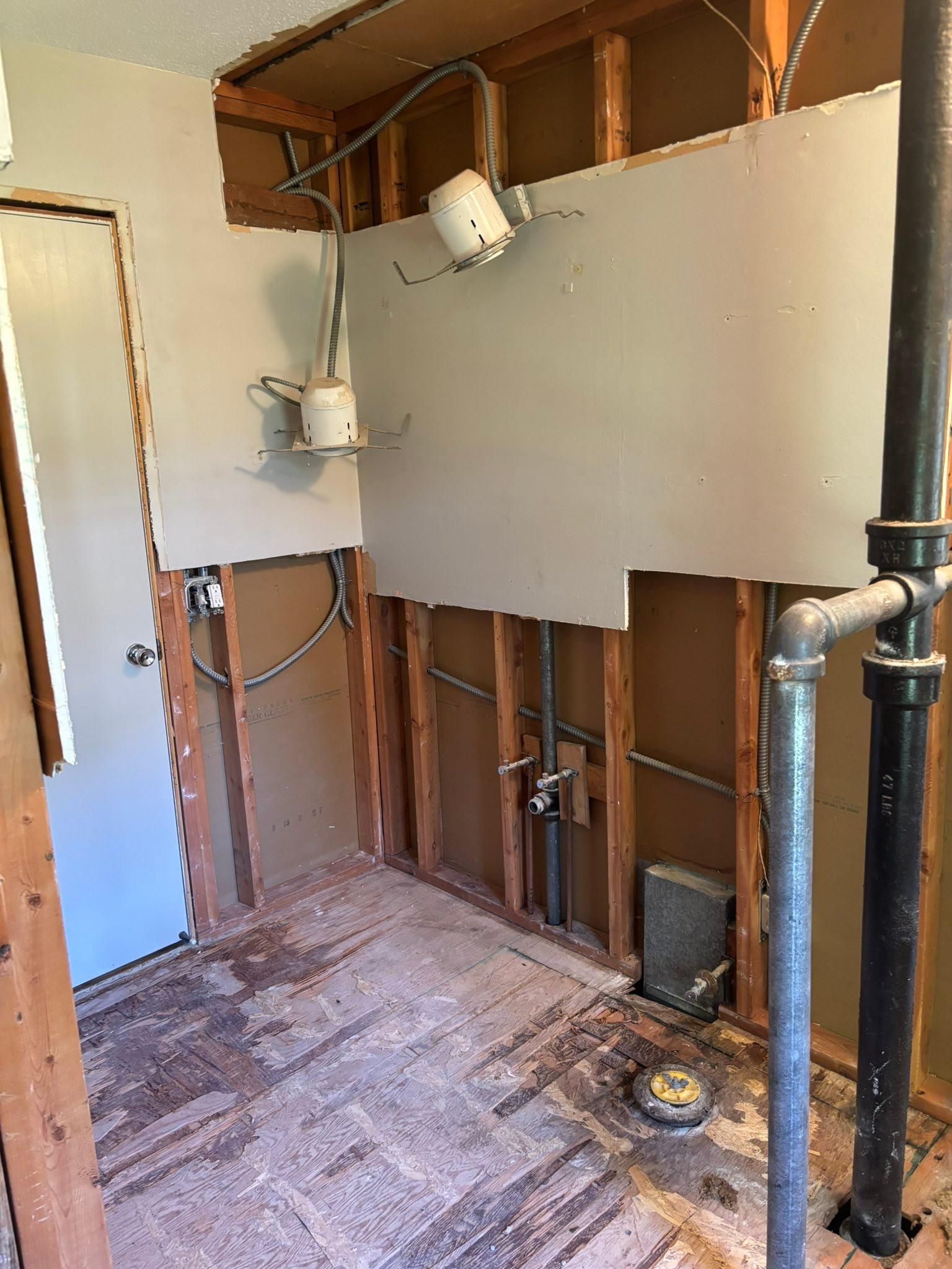  for Premier Services in New London, MN