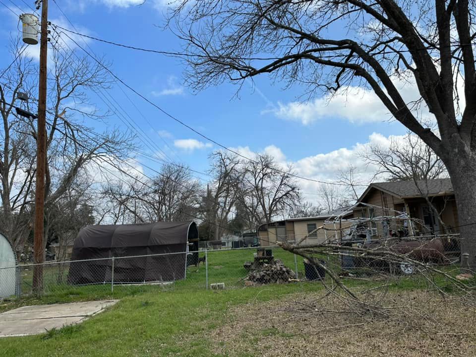 Mowing for Allen Lawn Care in Taylor, Texas