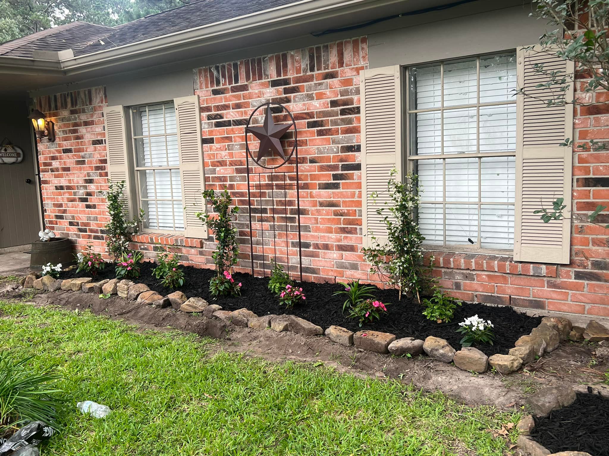  for Casey's Lawn Service in Houston, TX