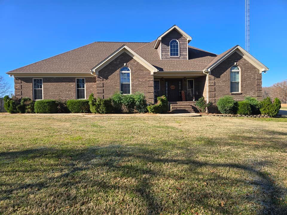  for Dustins Lawncare and Landscaping in Lawrenceburg, TN