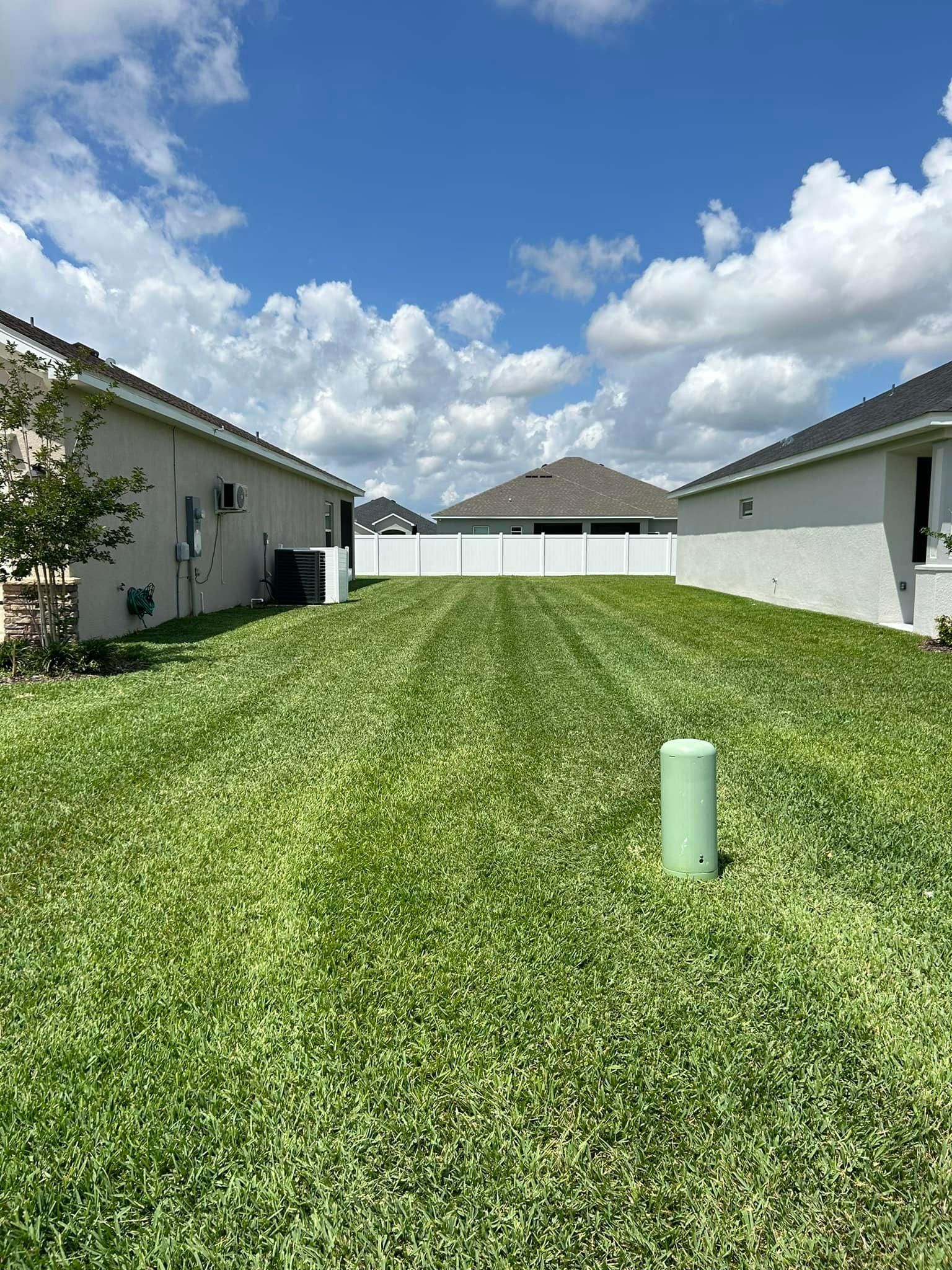 All Photos for Estrada All Pro Lawn Service in Auburndale, Florida