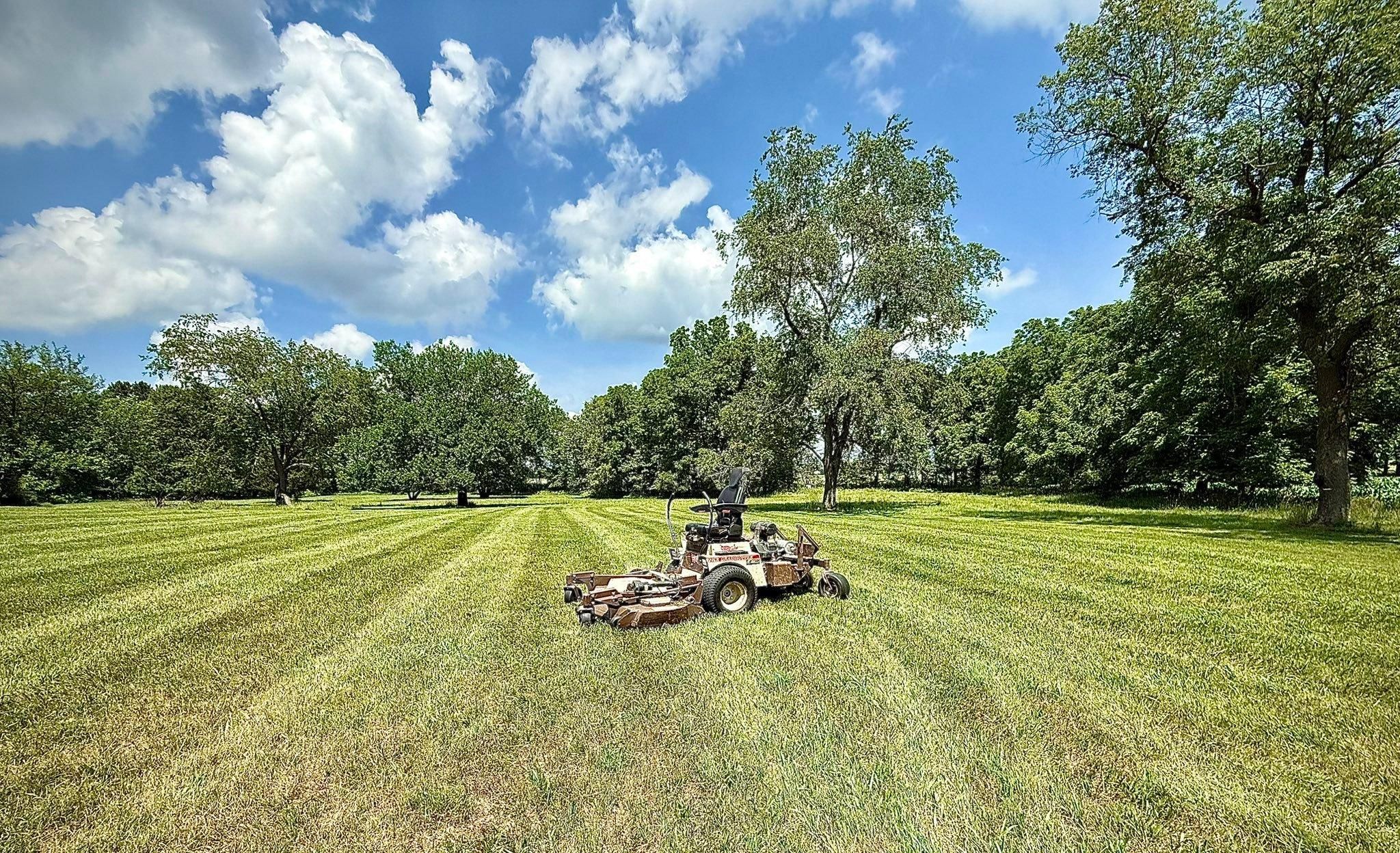  for B&G Lawn Care in Roscoe, IL
