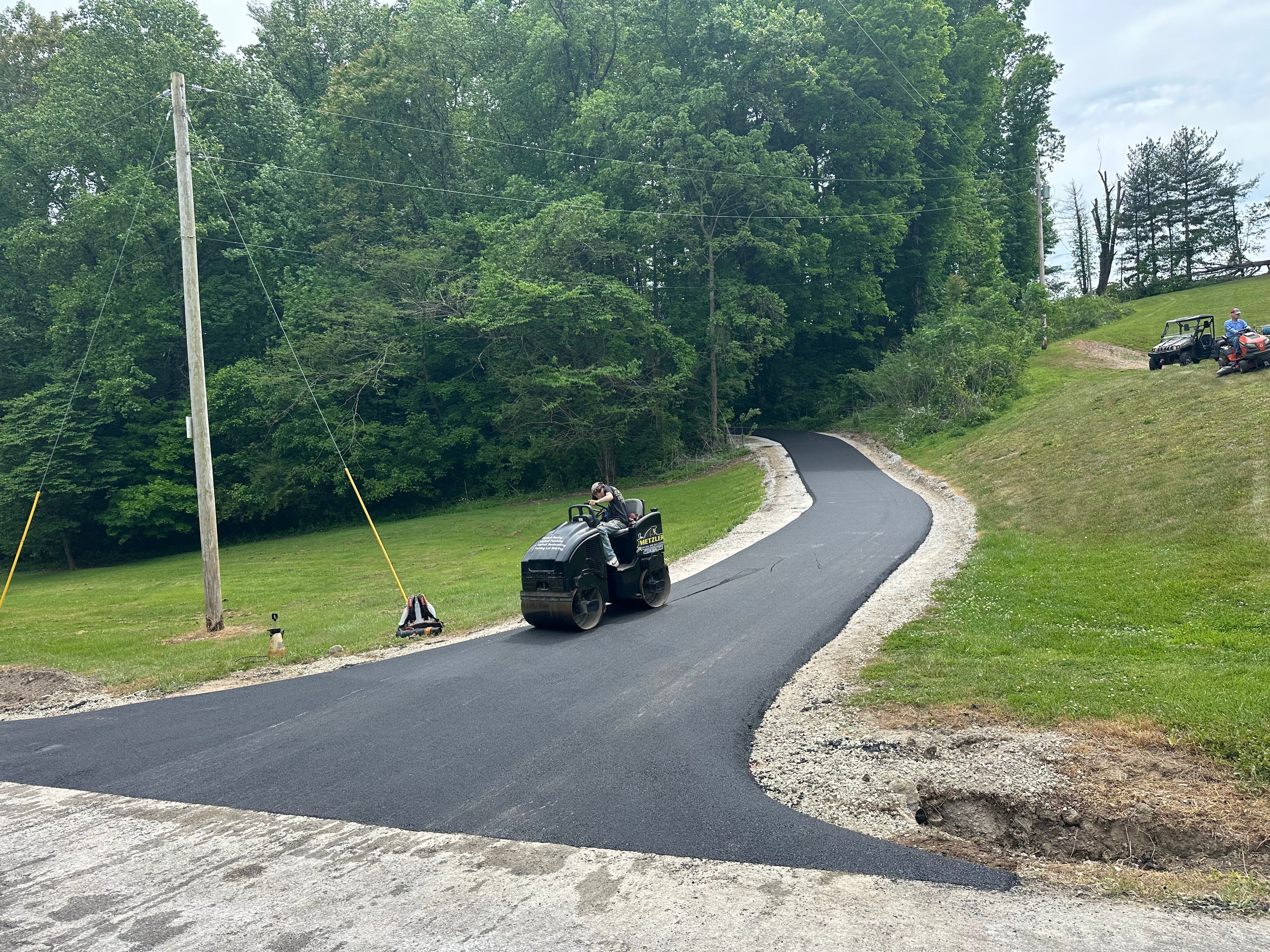  for Metzler Paving and Sealcoating LLC in Jacksboro, TN