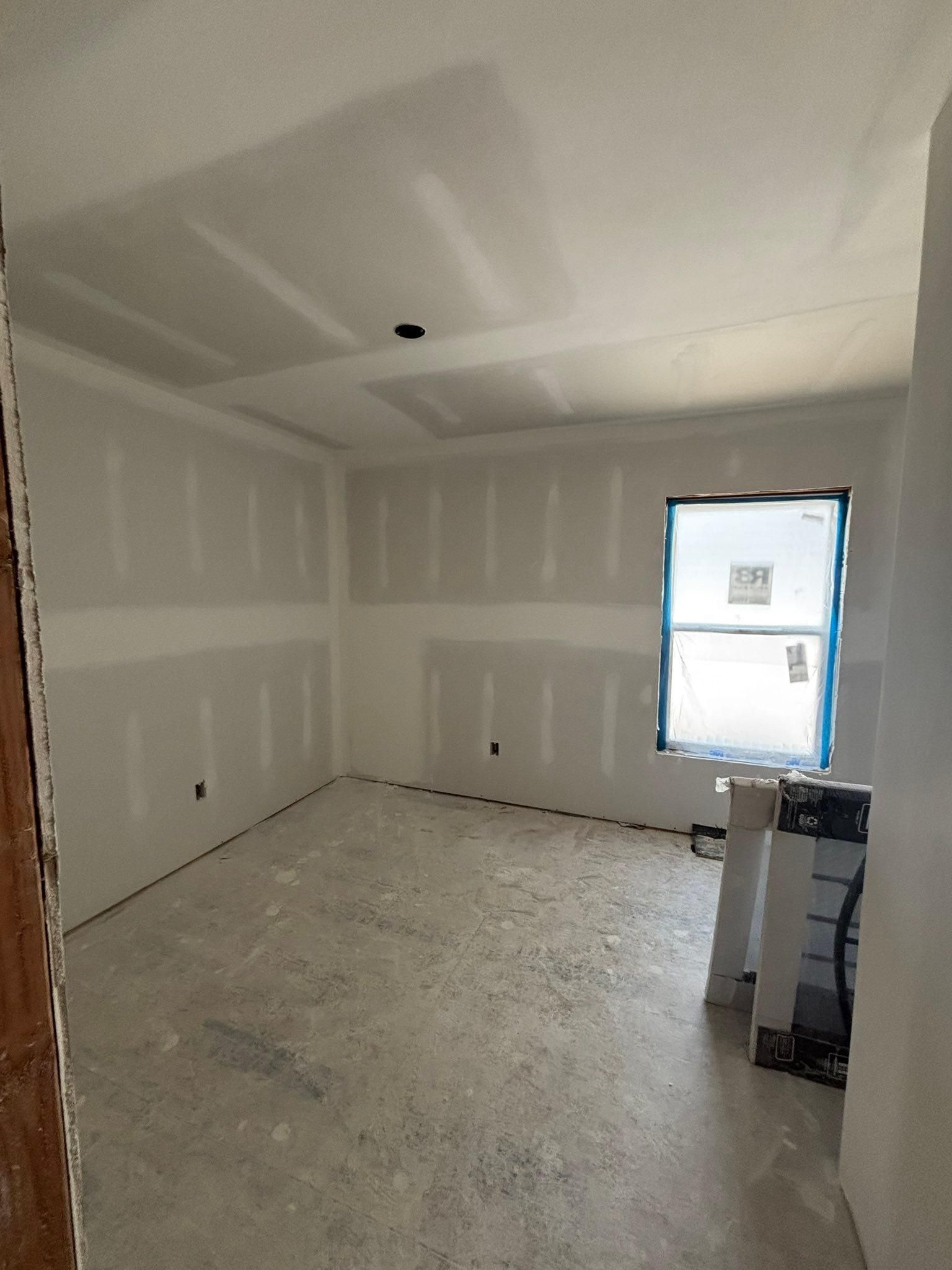  for Paramount Construction in Lexington, KY