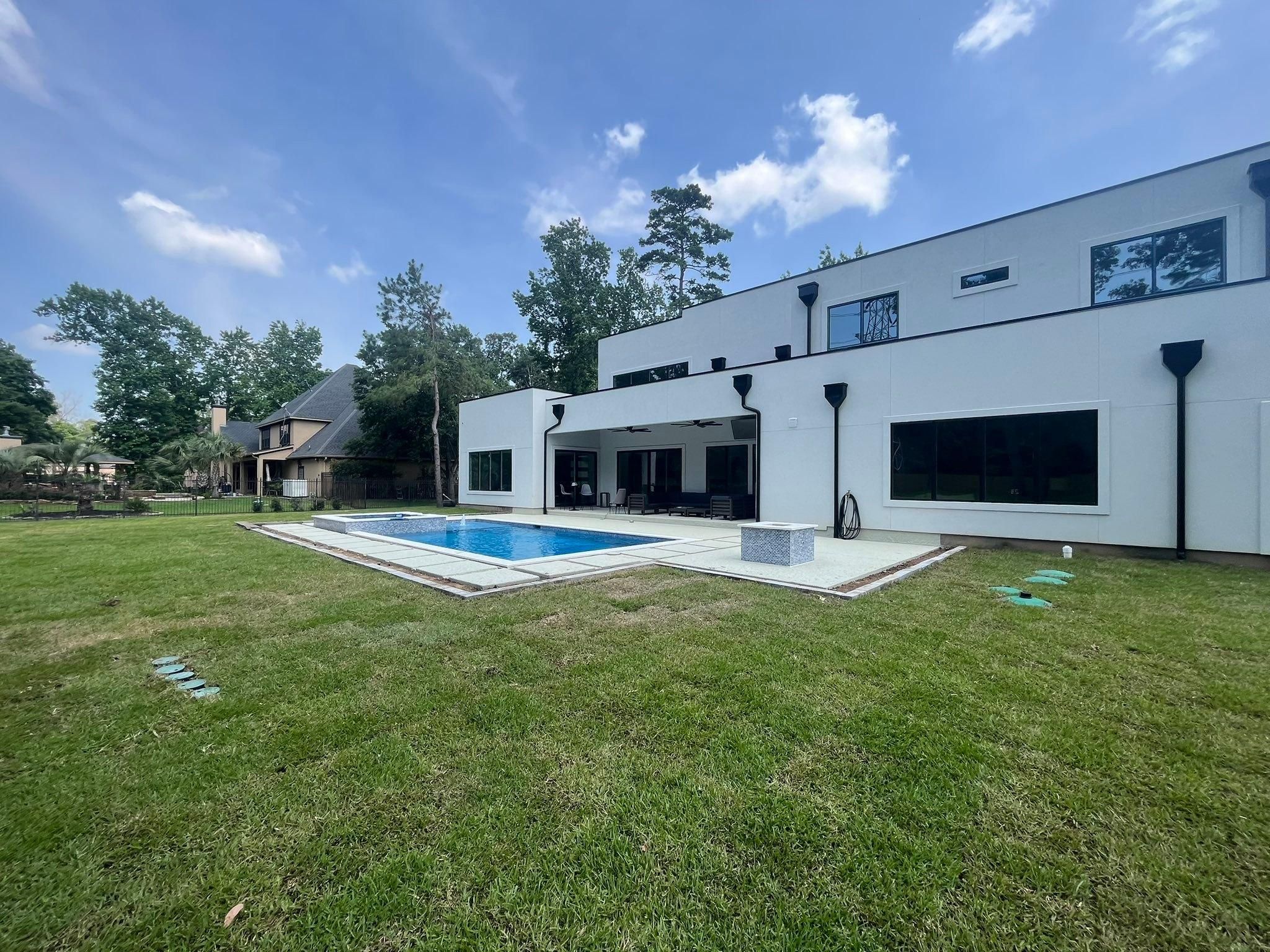  for Azteca Pool Construction LLC in Houston, TX