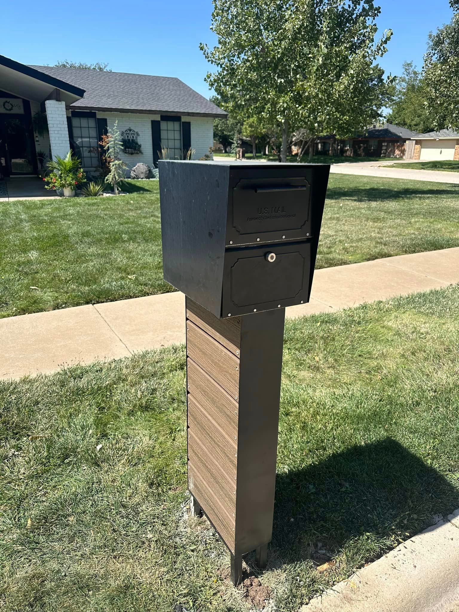  for Russell Fencing and Outdoors in Lubbock ,  TX