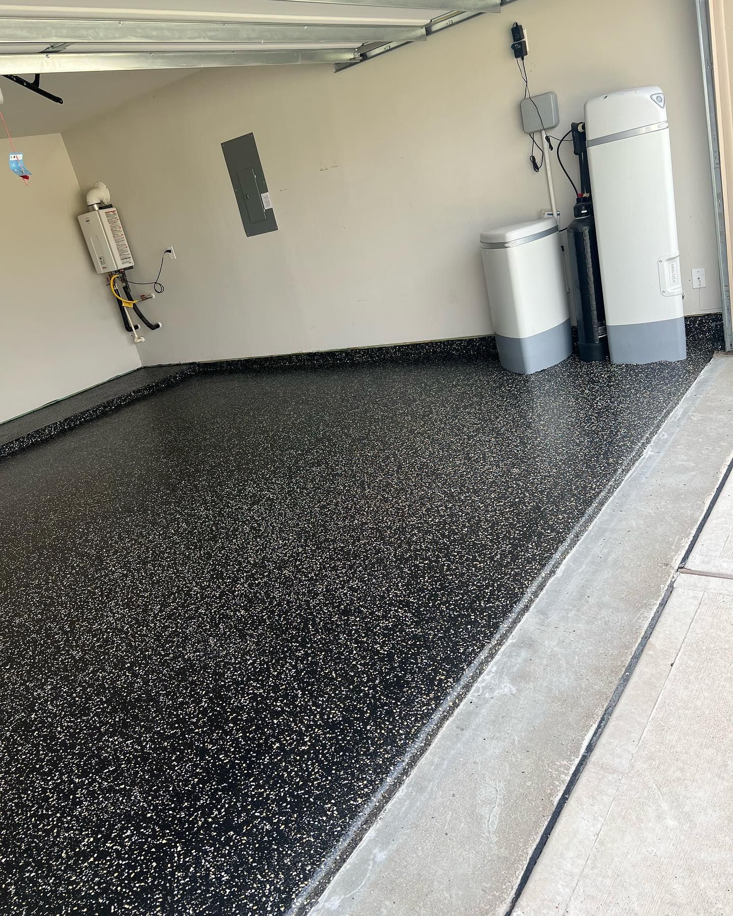  for Fantastic Epoxy Floors in Spring, TX
