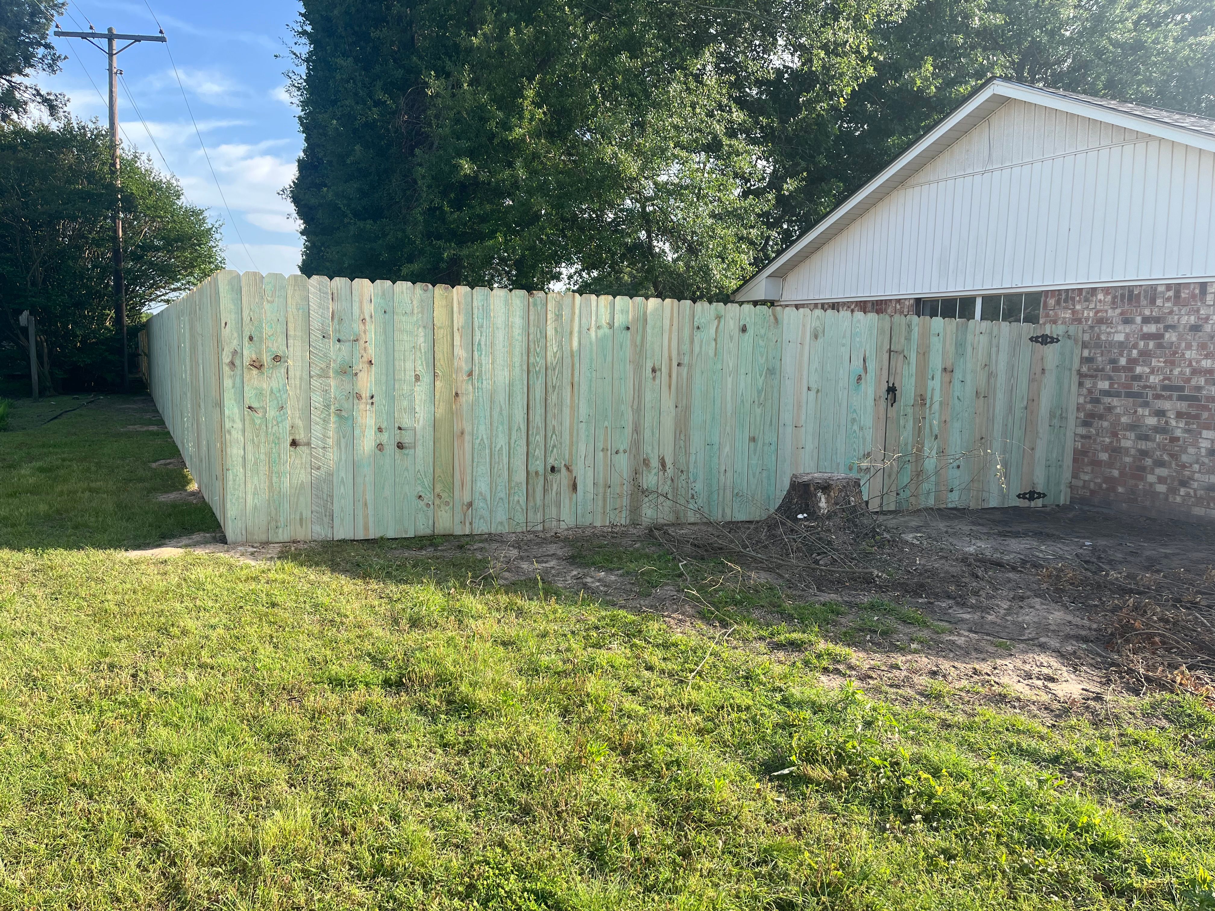  for JR Fences in Lindale, TX