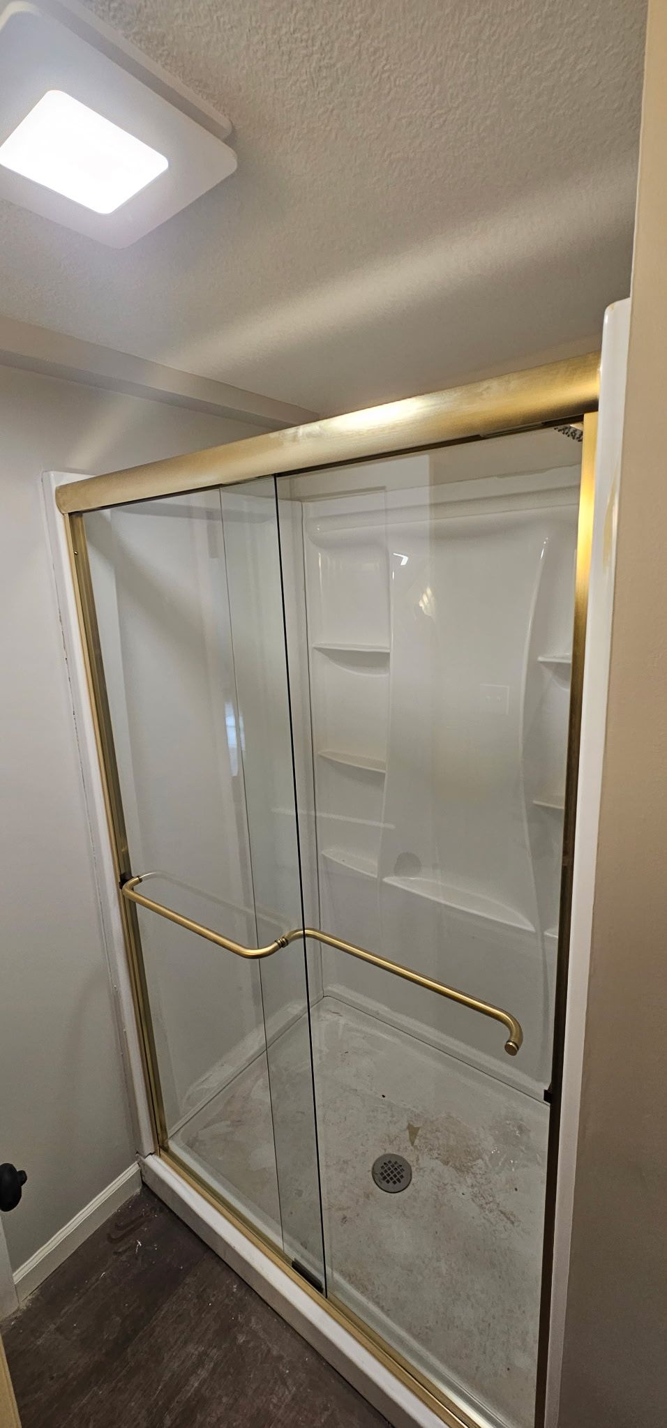 All Photos for Topline Glassworks in Overland Park, KS