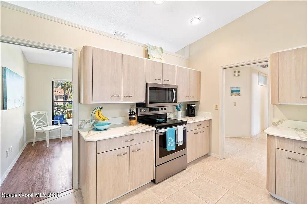 Interior Renovations for DR Cabinetry in Palm Bay, FL