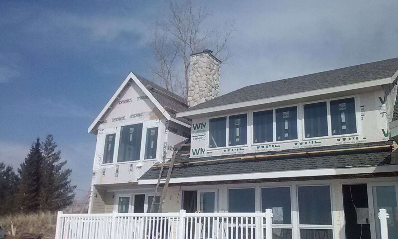  for Squids Roofing Inc in Cutlerville, MI