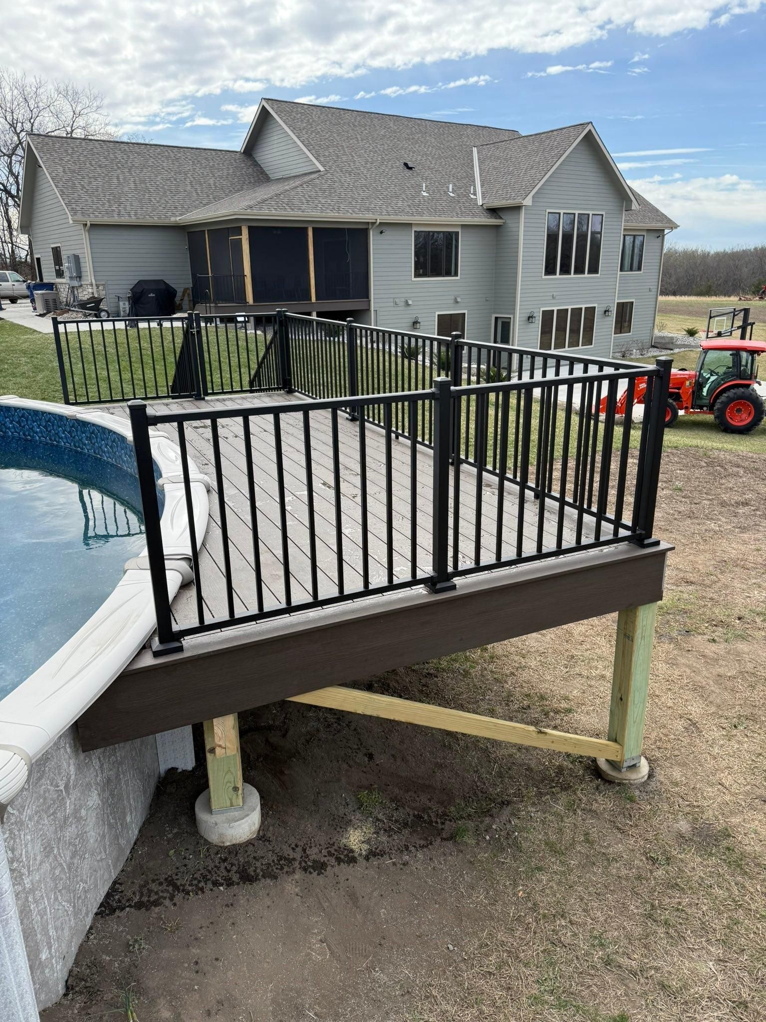 for Done Right Decking in Leavenworth, KS
