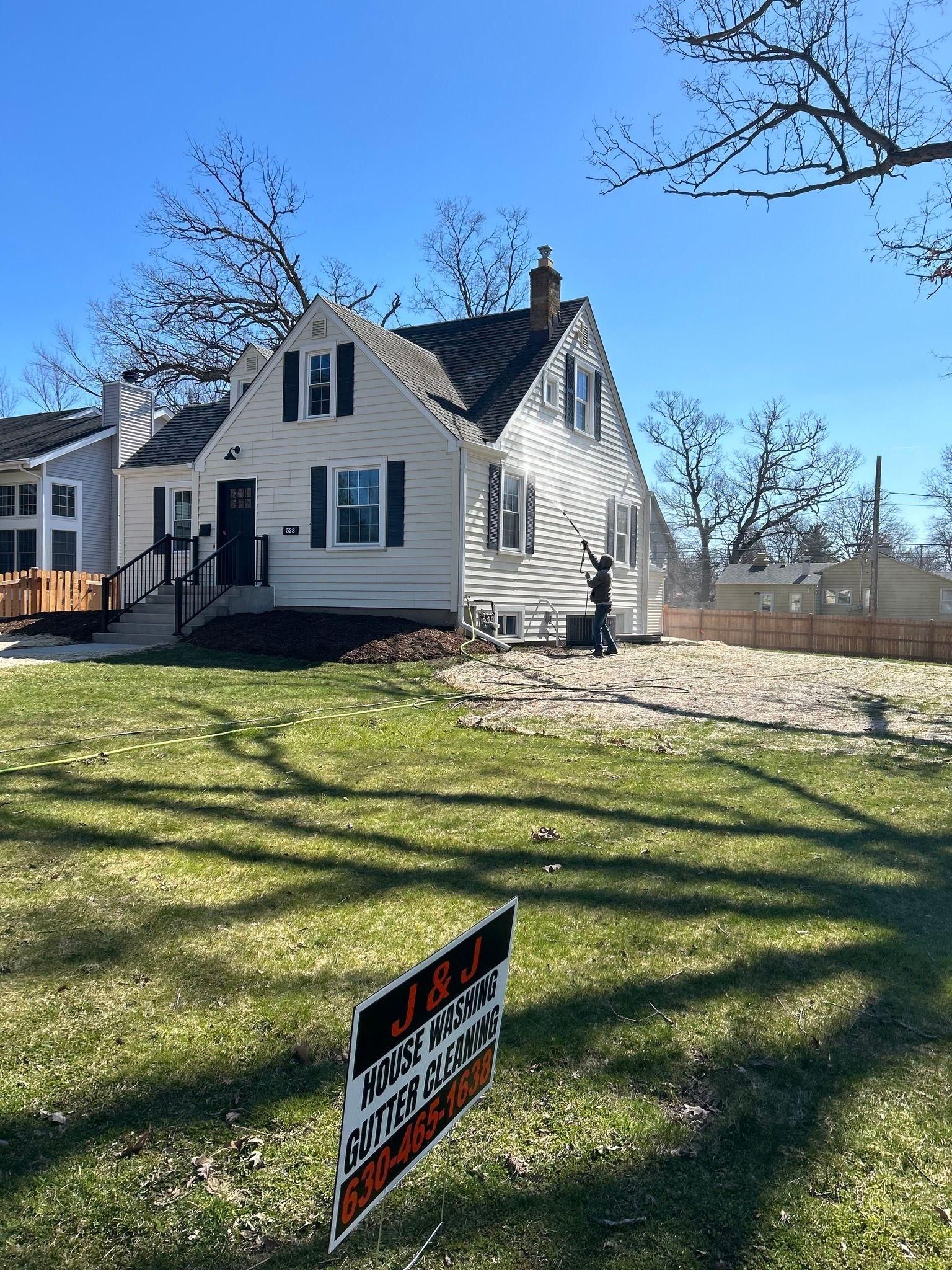 Home Softwash for J&J Power Washing and Gutter Cleaning in Sycamore, IL