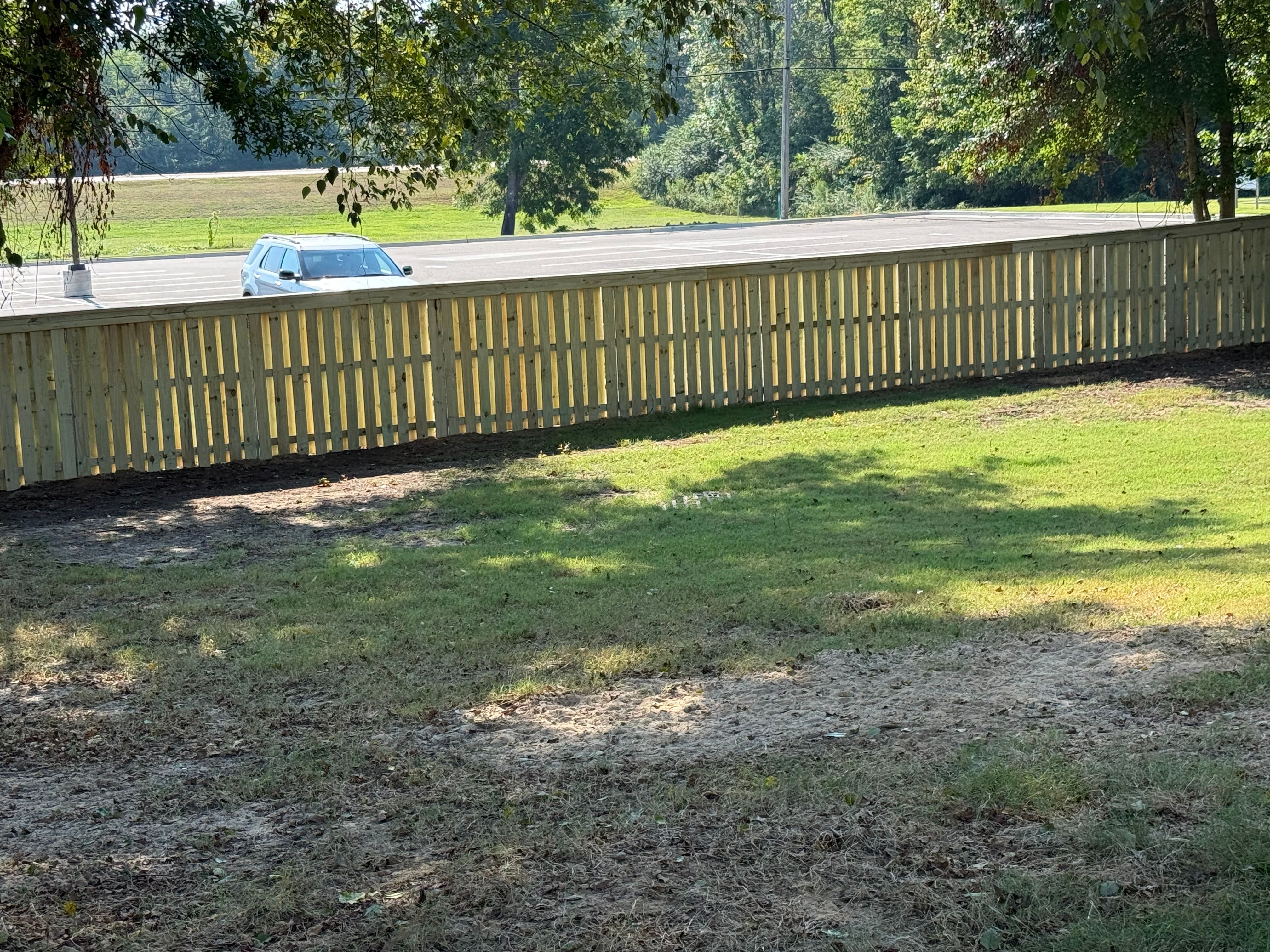 for Pennington Fence Co in Tupelo, MS