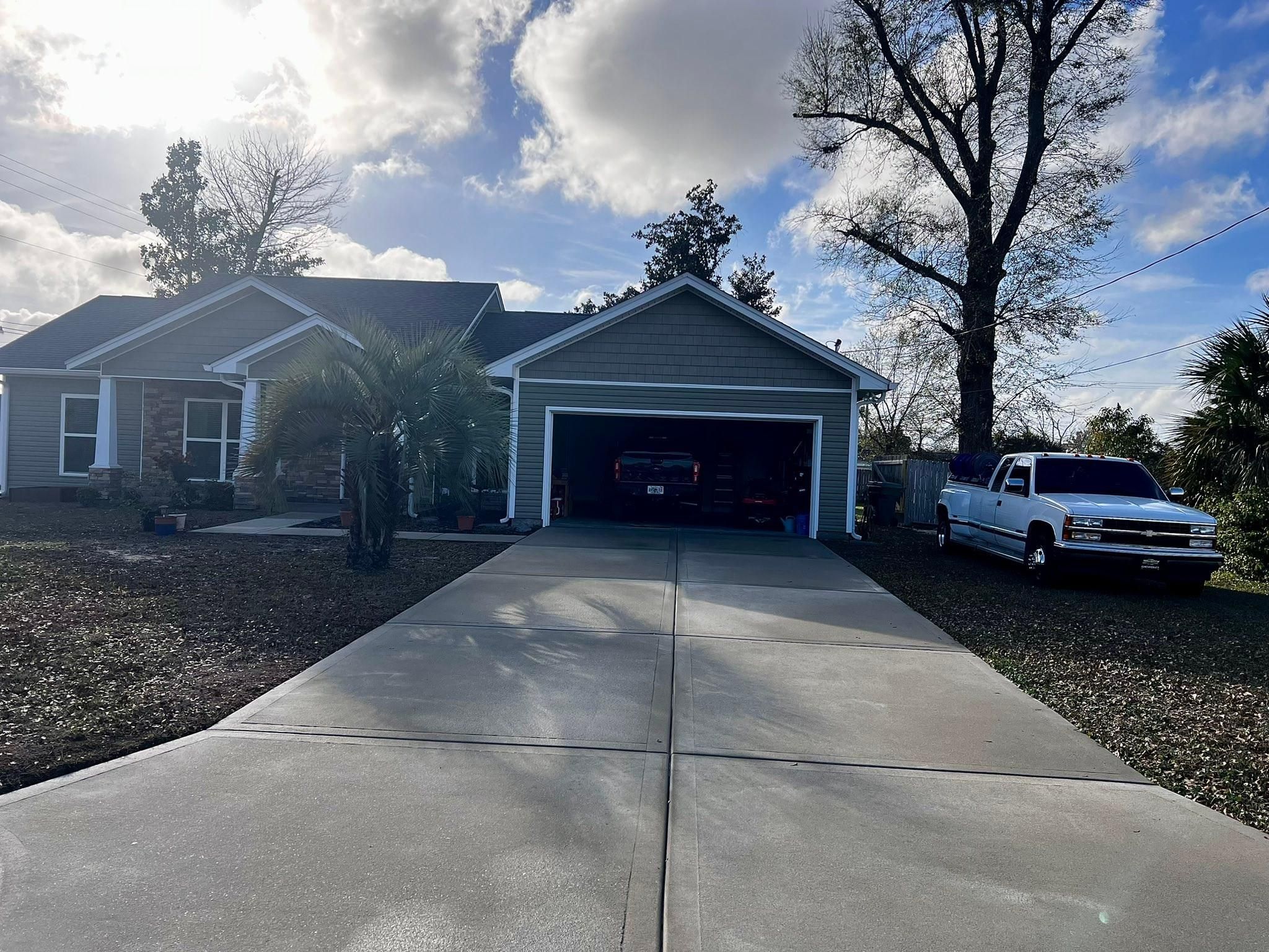  for 850 Pro Pressure Washing in Panama City Beach, FL