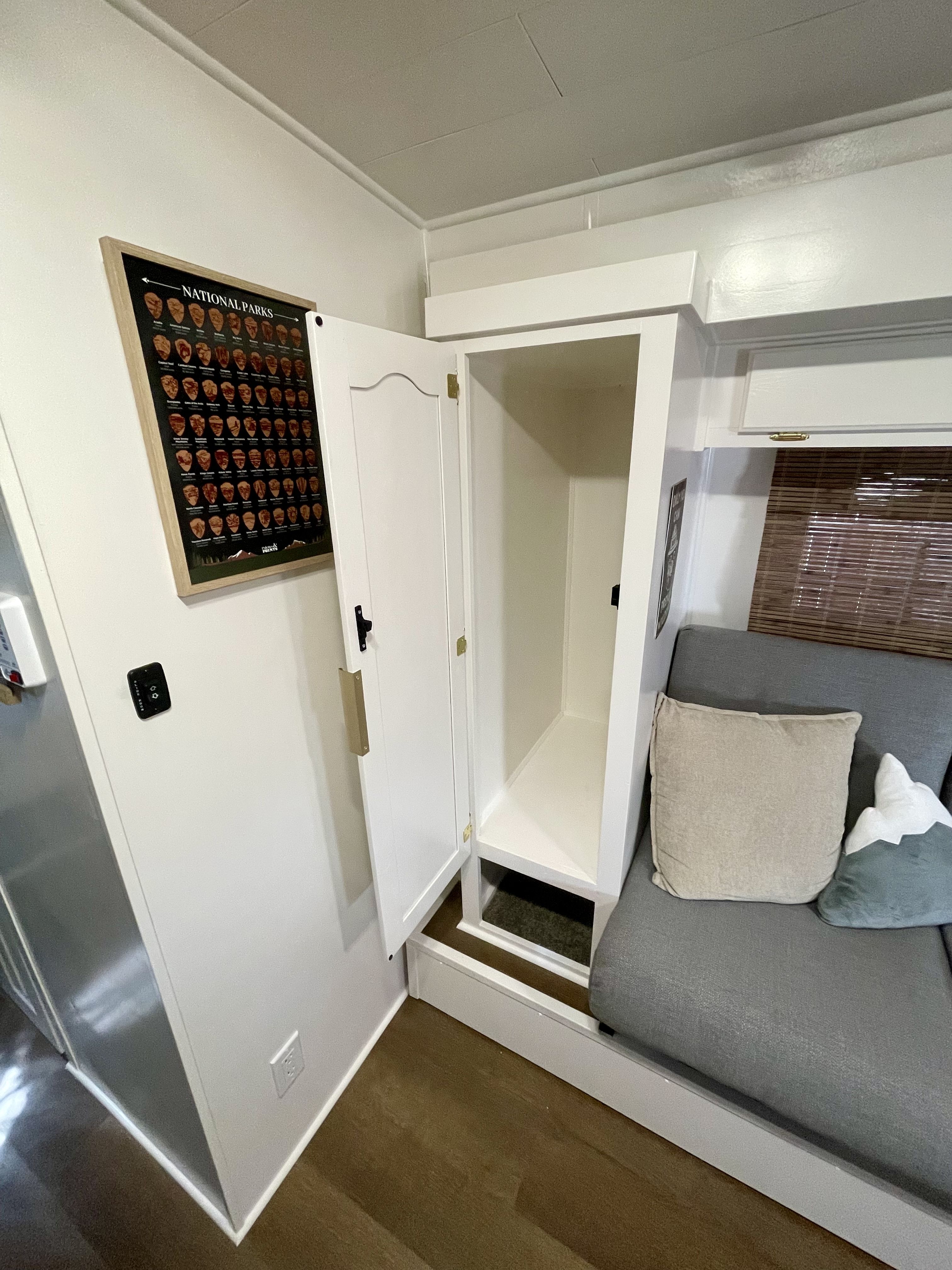 2003 Forest River Lexington Class B+ for Mauka to Makai RV Renovations in Los Angeles, CA