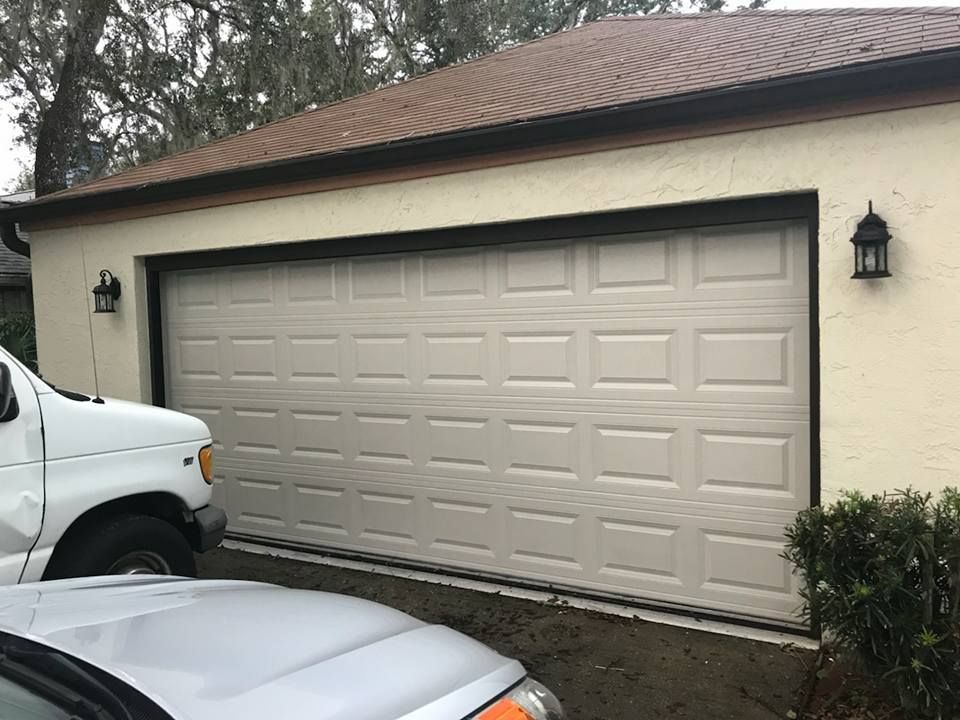 Garage Door Installation for Advantage Garage Doors, LLC in De Leon Springs, FL