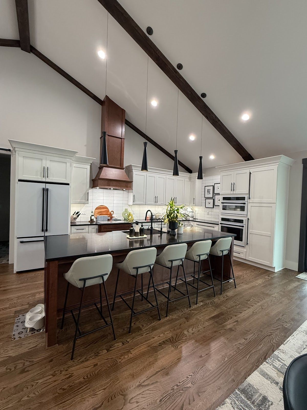  for Looking Glass Builders LLC in Asheville, North Carolina