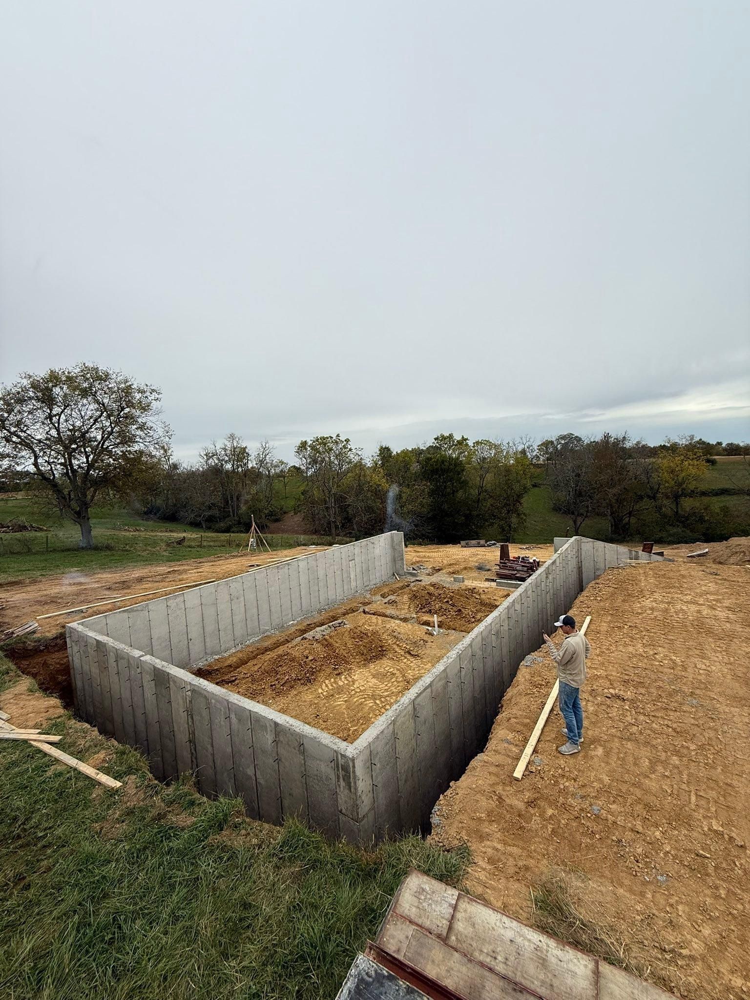  for G&R Contracting LLC in Falmouth, KY