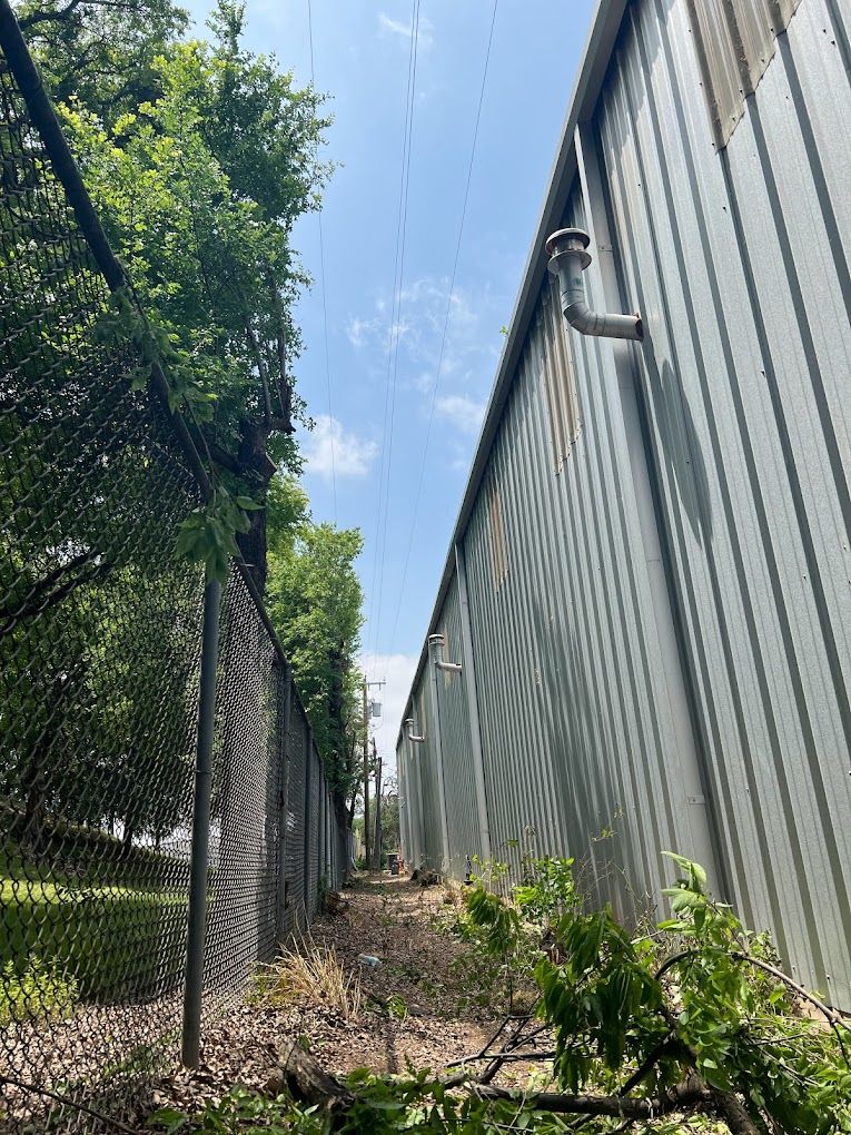  for Imber’s Tree Service LLC in Arlington, TX