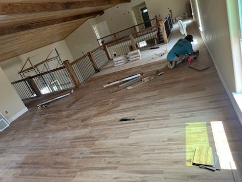 Flooring  for CrossCut in Kempner, TX