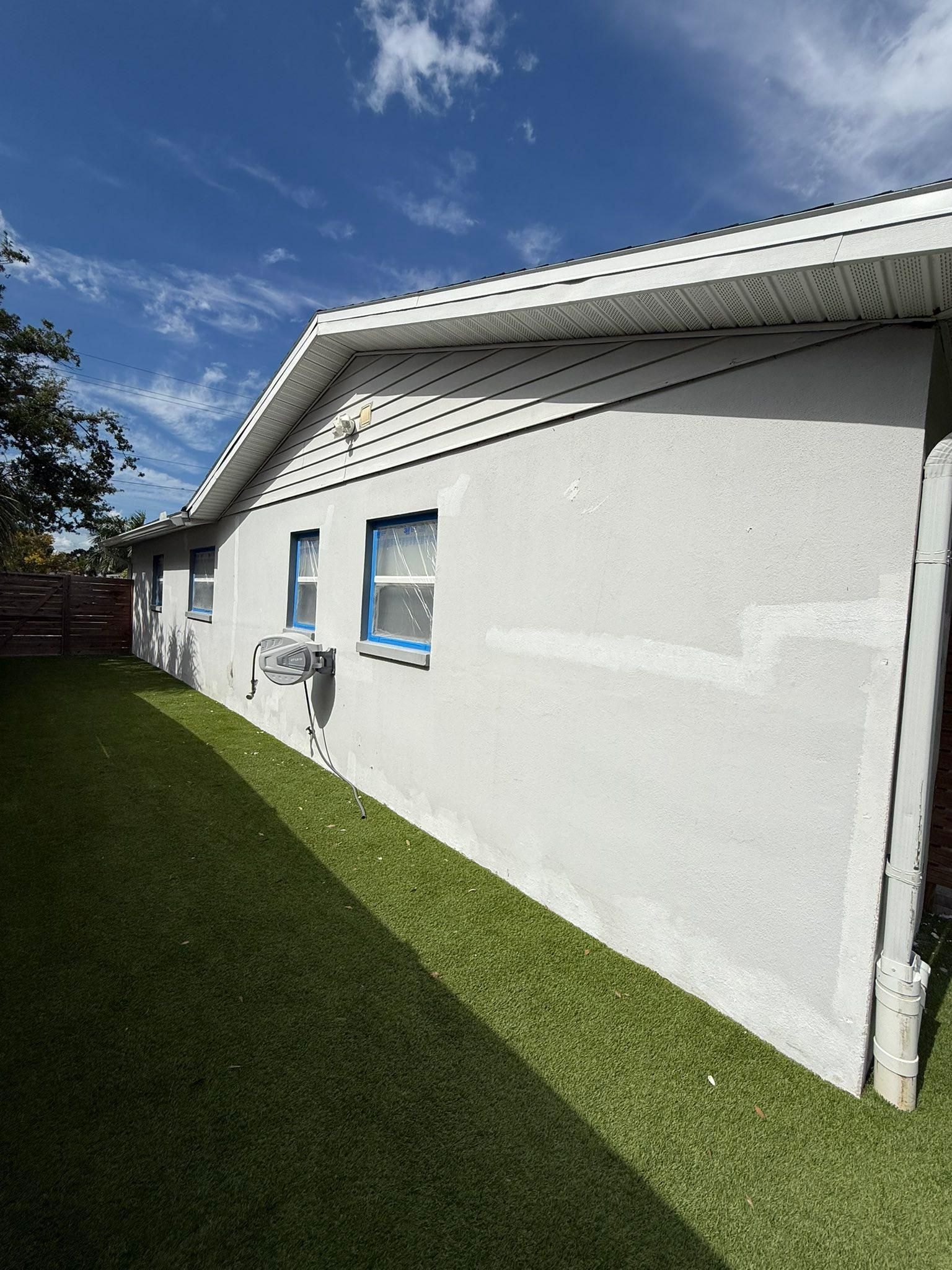  for Escorpio Painting in Tampa, FL