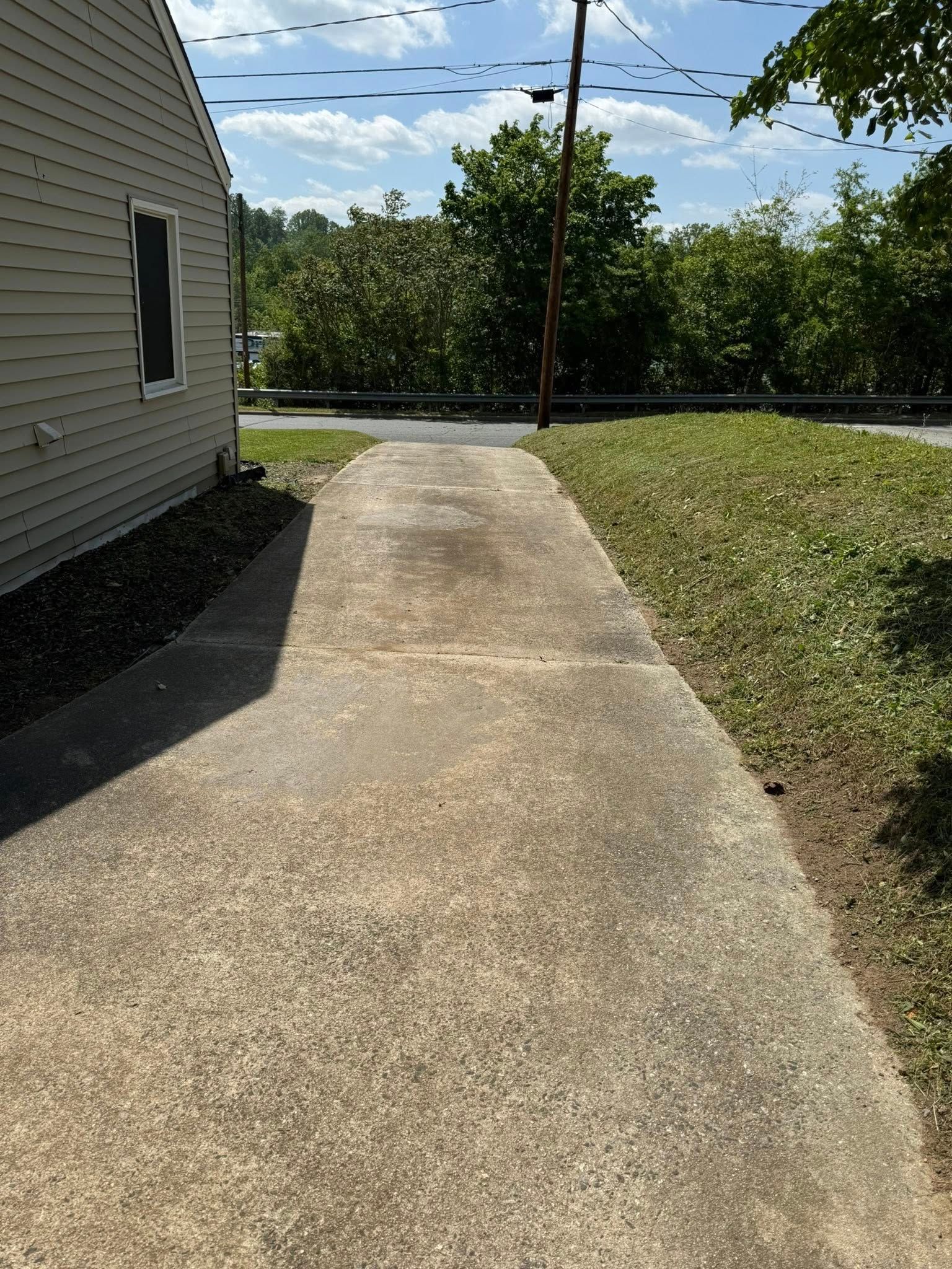  for D&G Pro Cut LLC in Greensboro, North Carolina