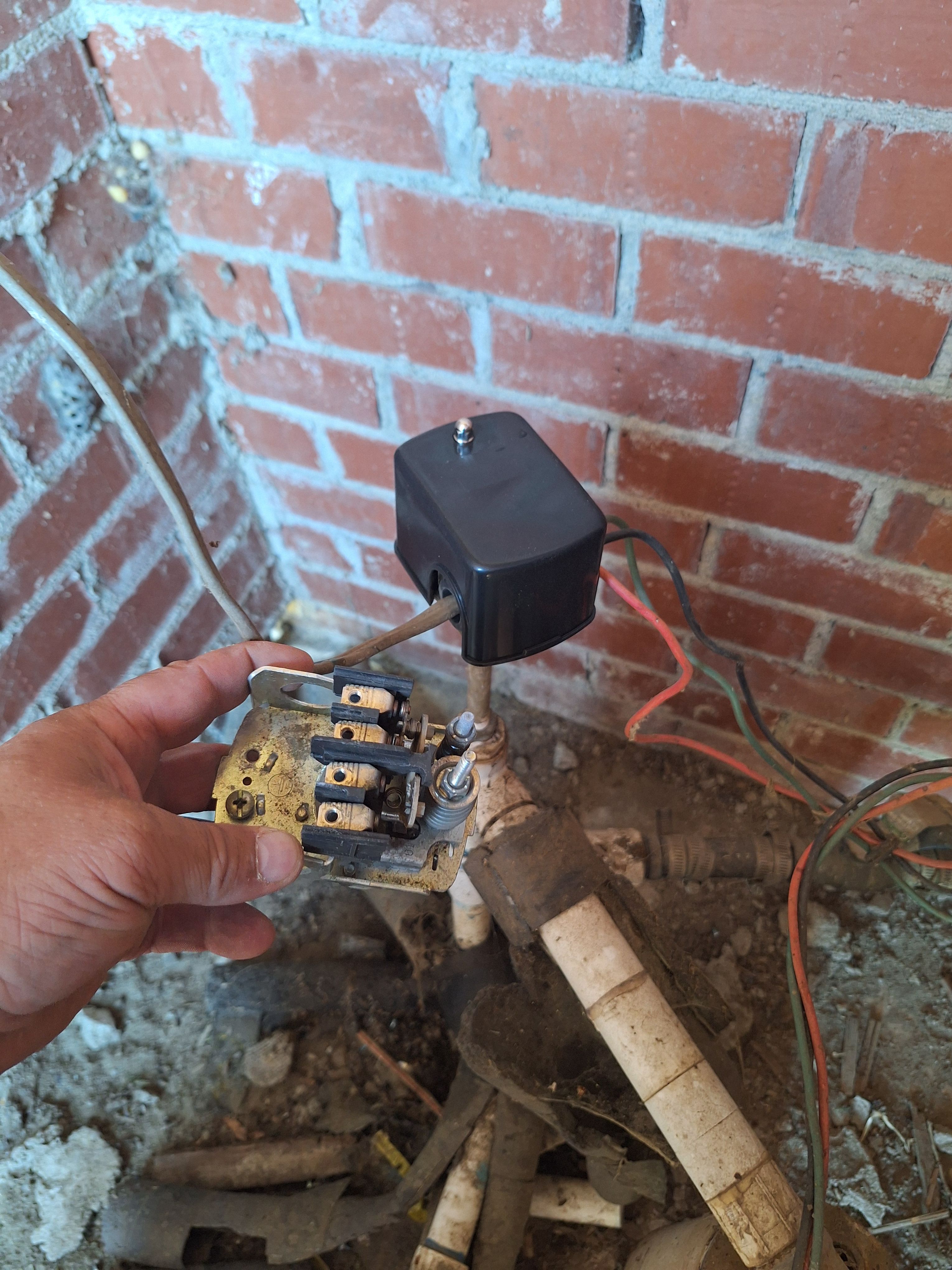  for Flash Gordon Electric LLC in Hope Mills, NC
