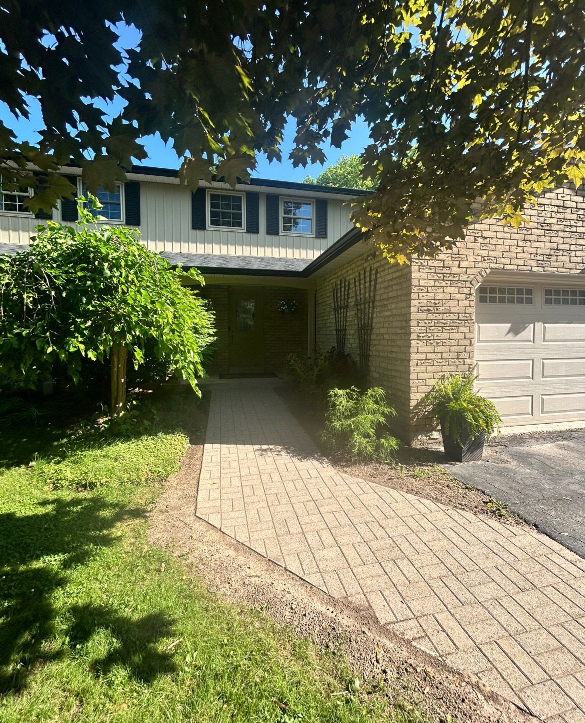  for Bravo Interlock Repairs in Burlington , ON