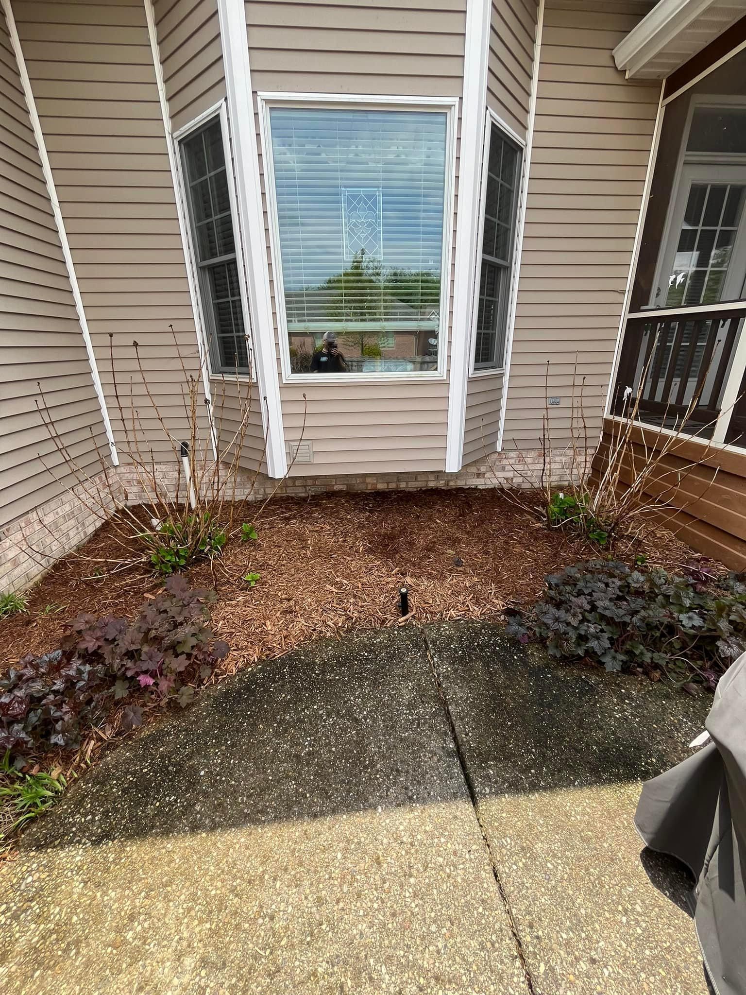 All Photos for Hatalla Lawn Maintenance  in Springfield, IL