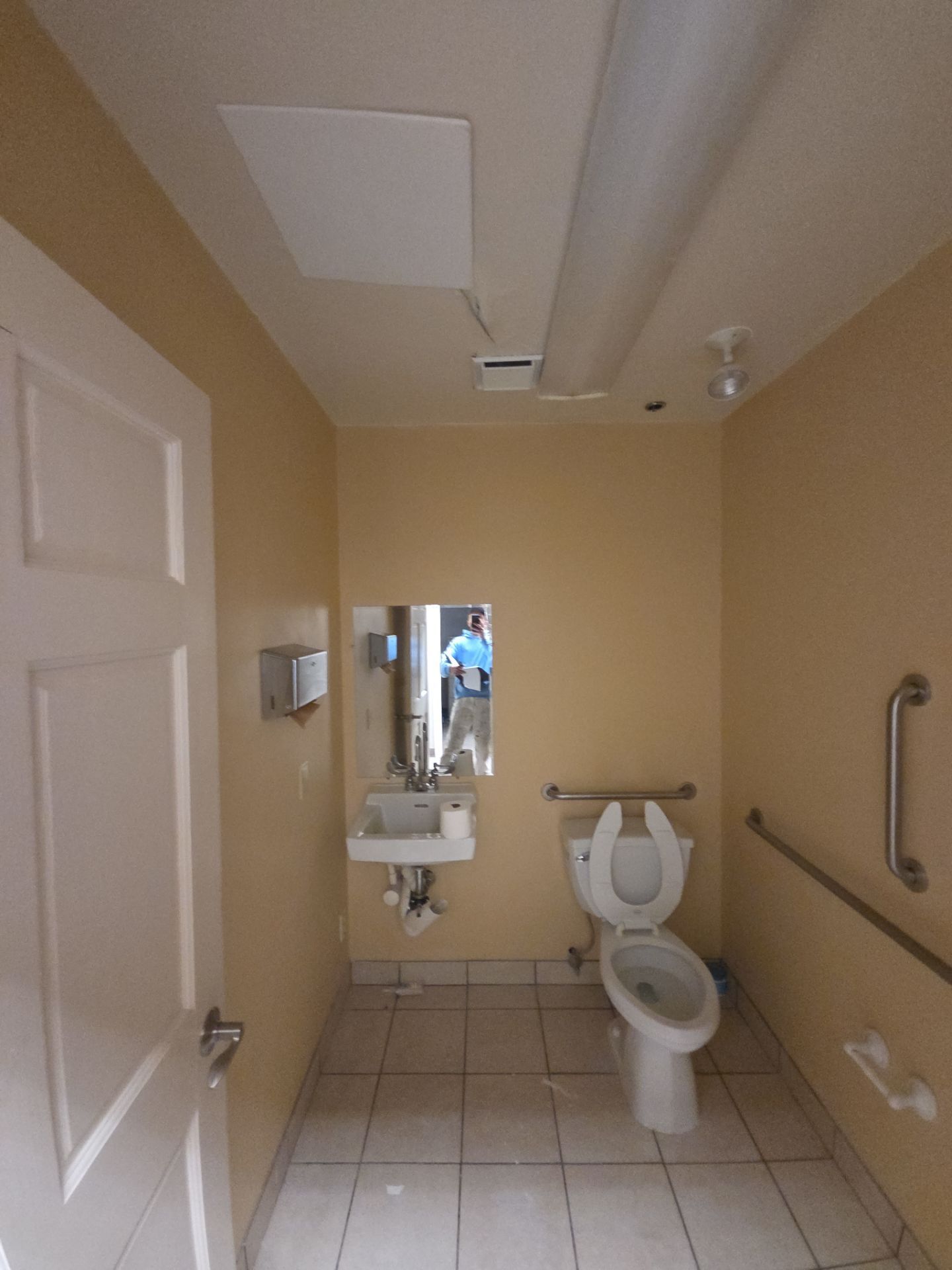 All Photos for Freshlook Painting LLC in Springfield, PA