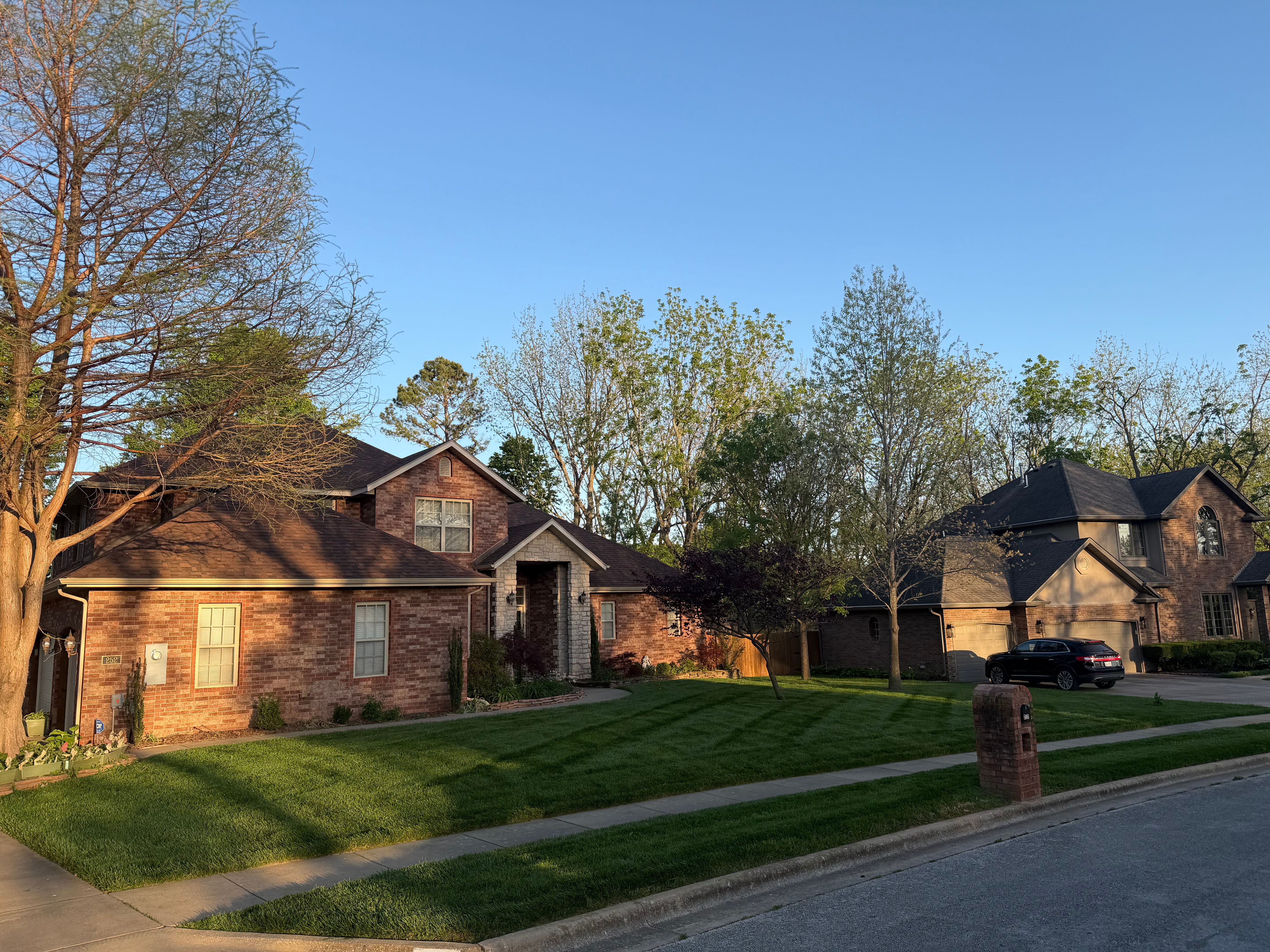  for Mowraculous Lawn Care LLC in Republic, MO