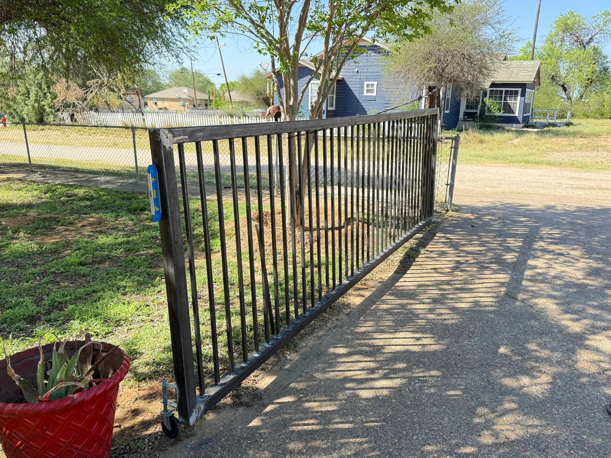  for Everyday Welding Co. in Laredo, TX