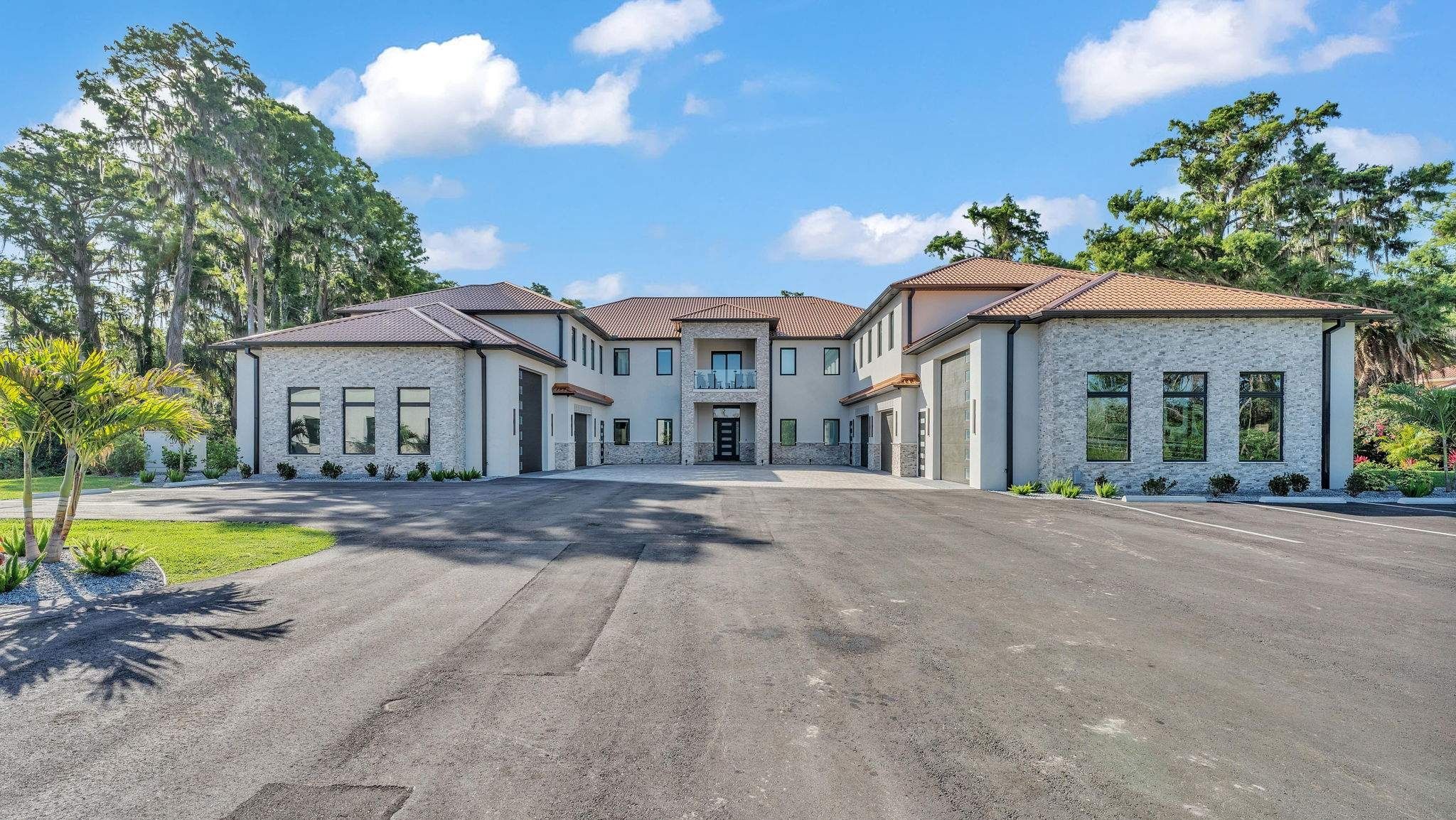  for Webb Homebuilders Group in Lakeland, FL