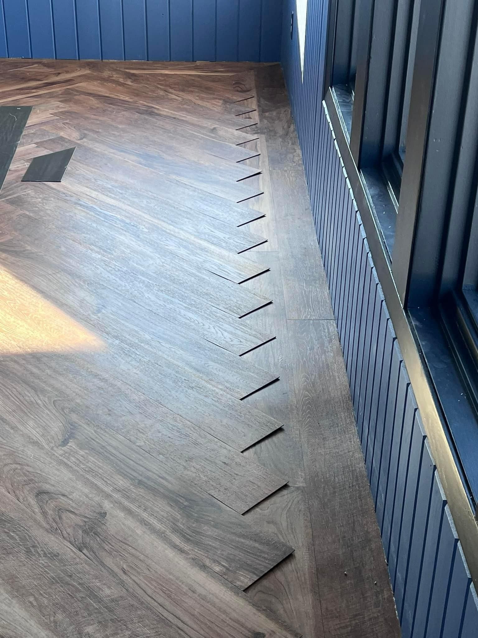  for R. Royal Floors in Royalton, MN