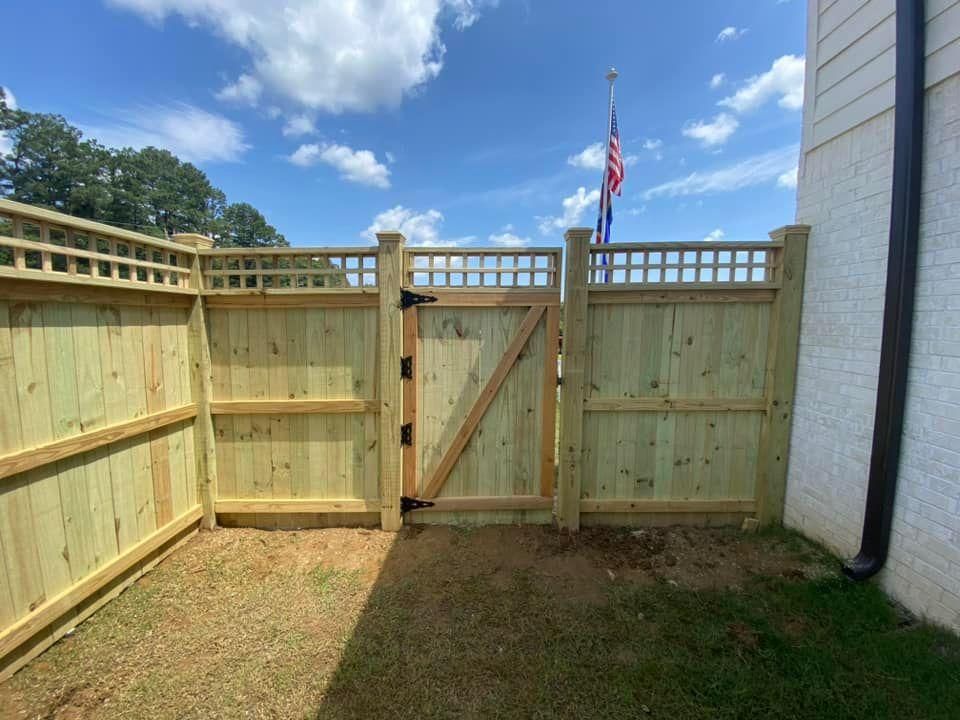  for Manning Fence, LLC in Hernando, MS