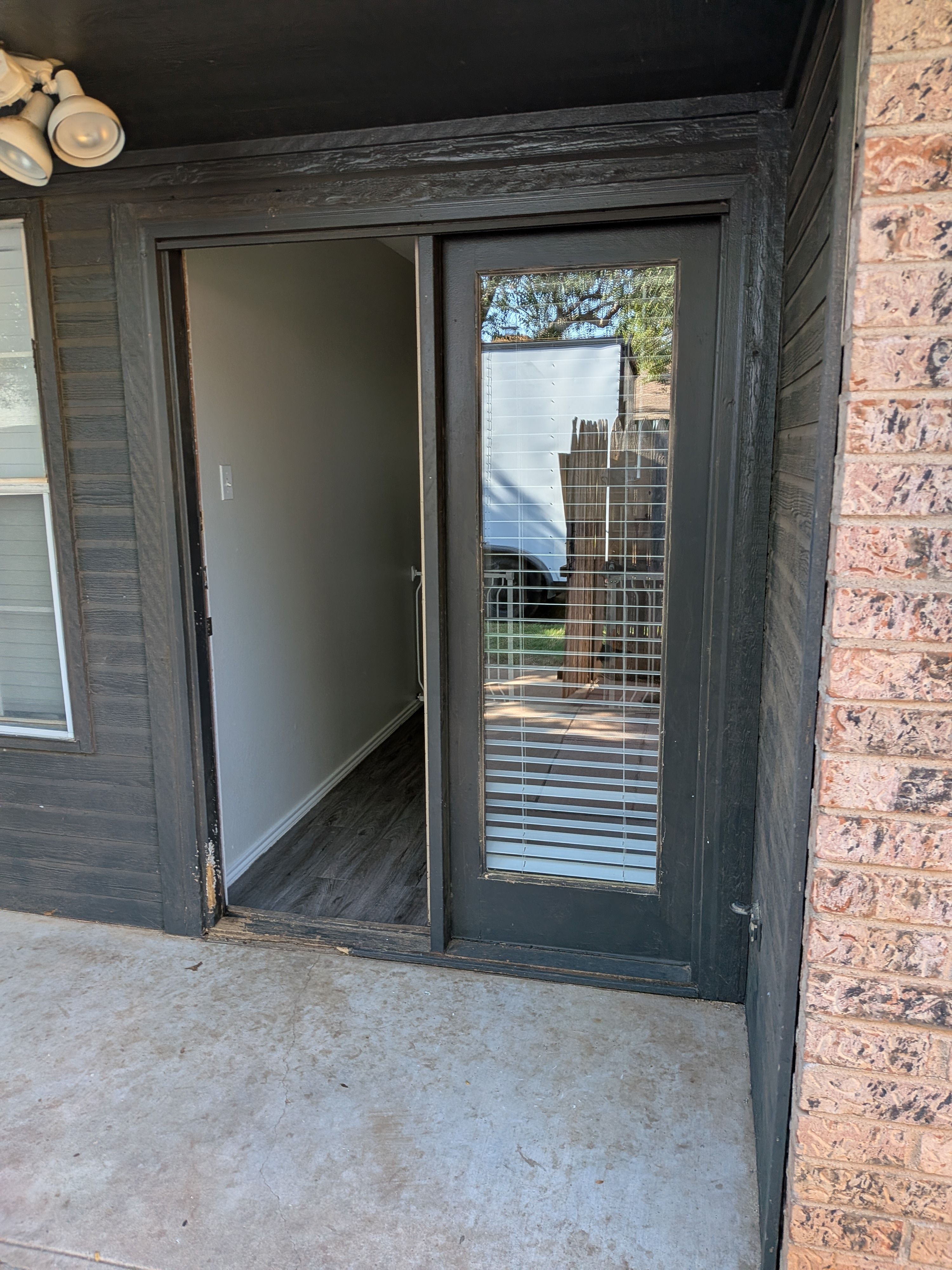  for CR Work Window and Door Services LLC in Lubbock, TX