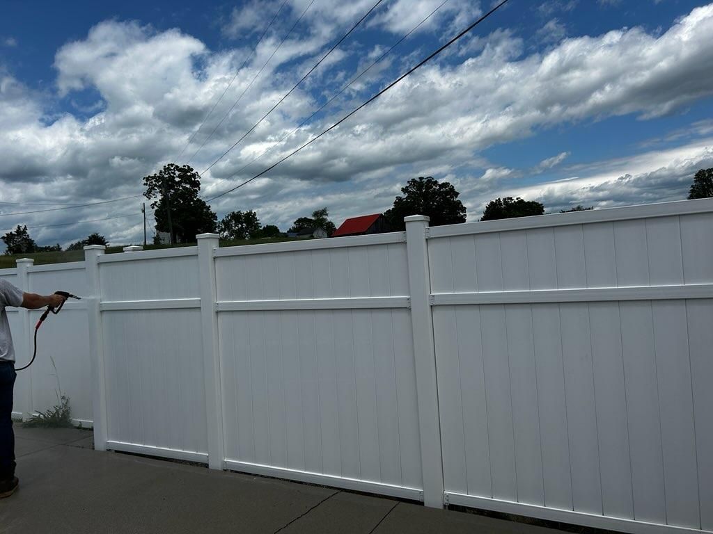  for MEAN KLEAN Pressure Washing in Knoxville, TN