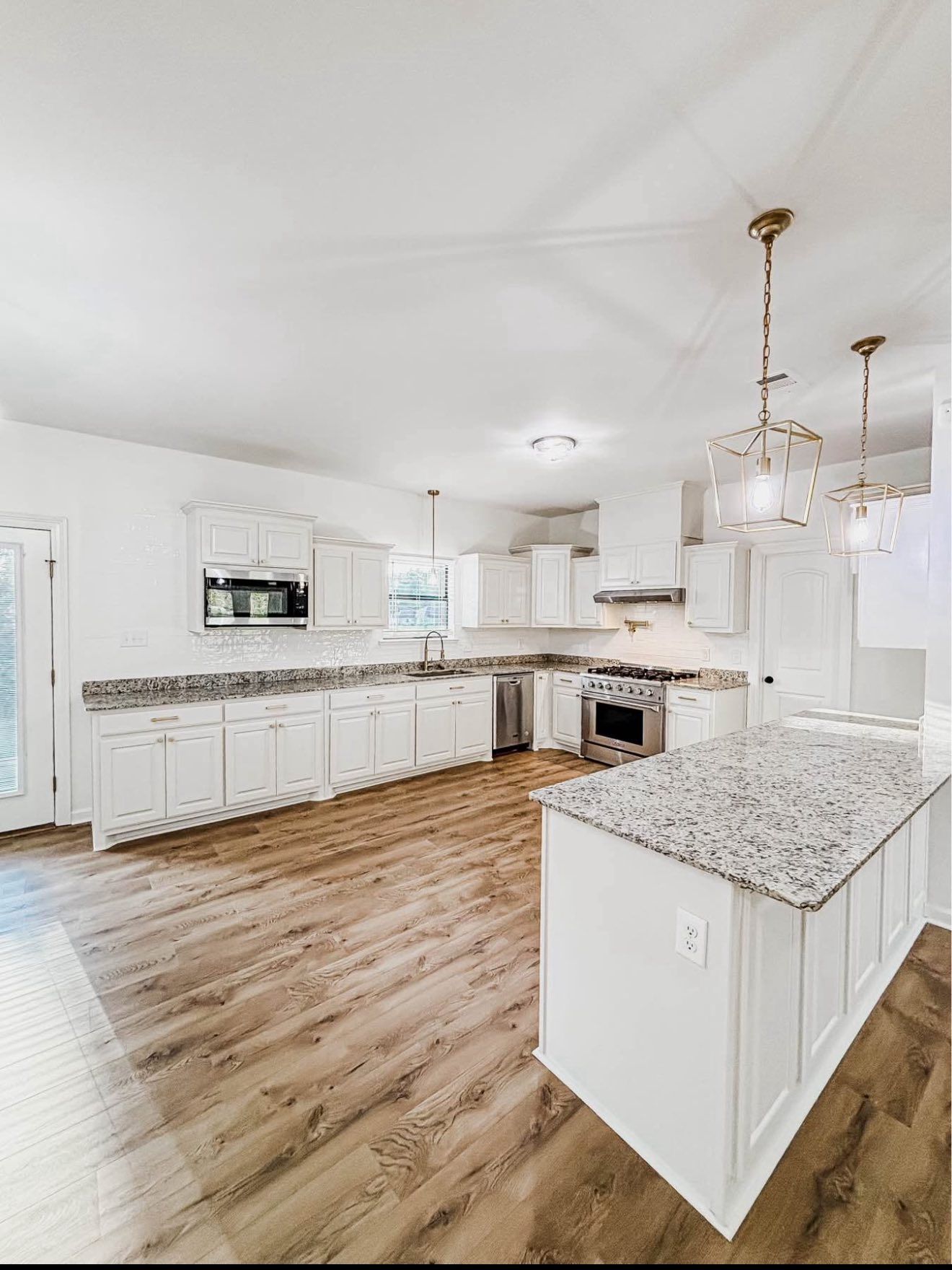  for BAYOU BUILD & PAINT in Baton Rouge, Louisiana
