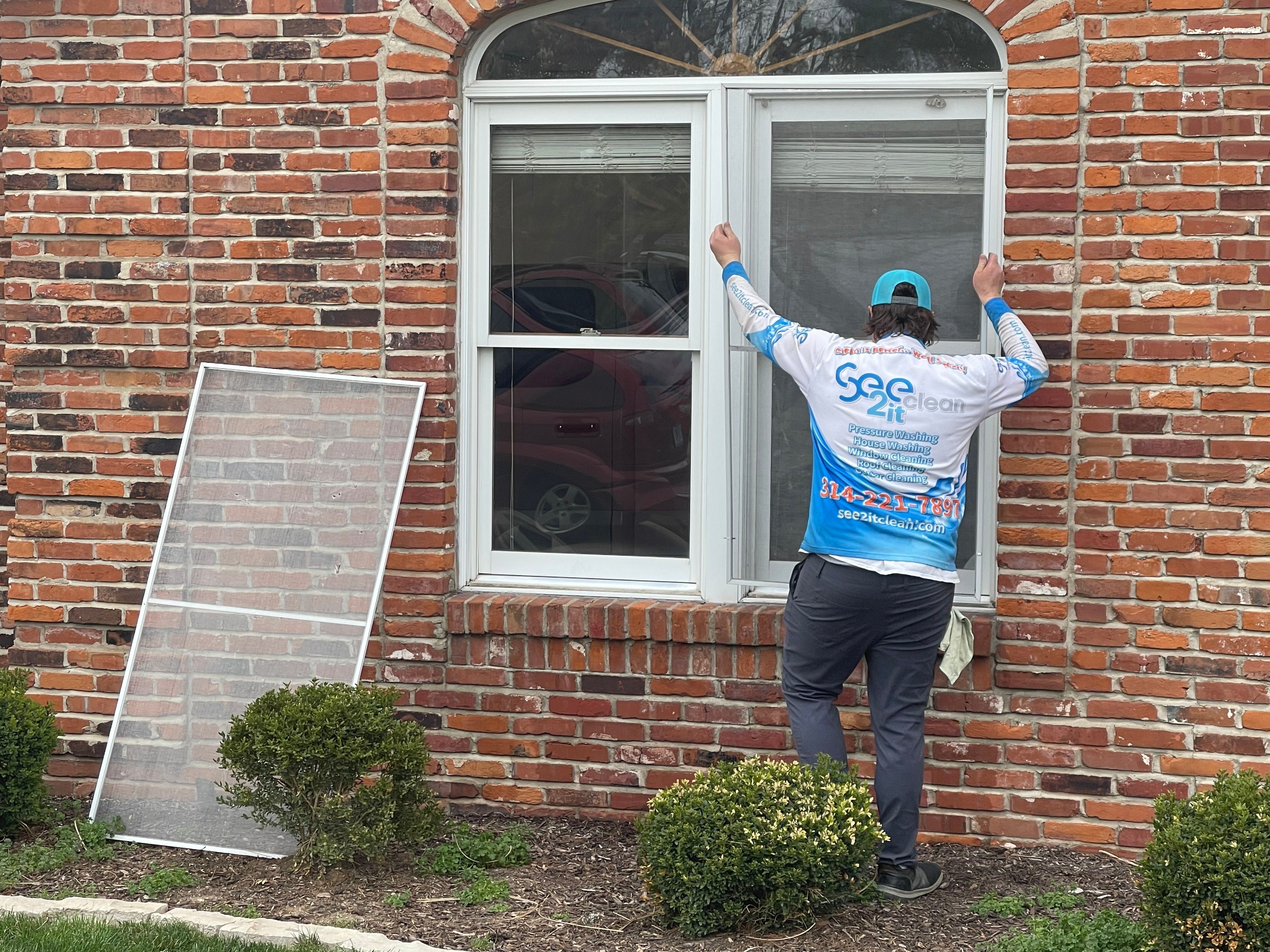  for See2it Clean in St Louis, MO